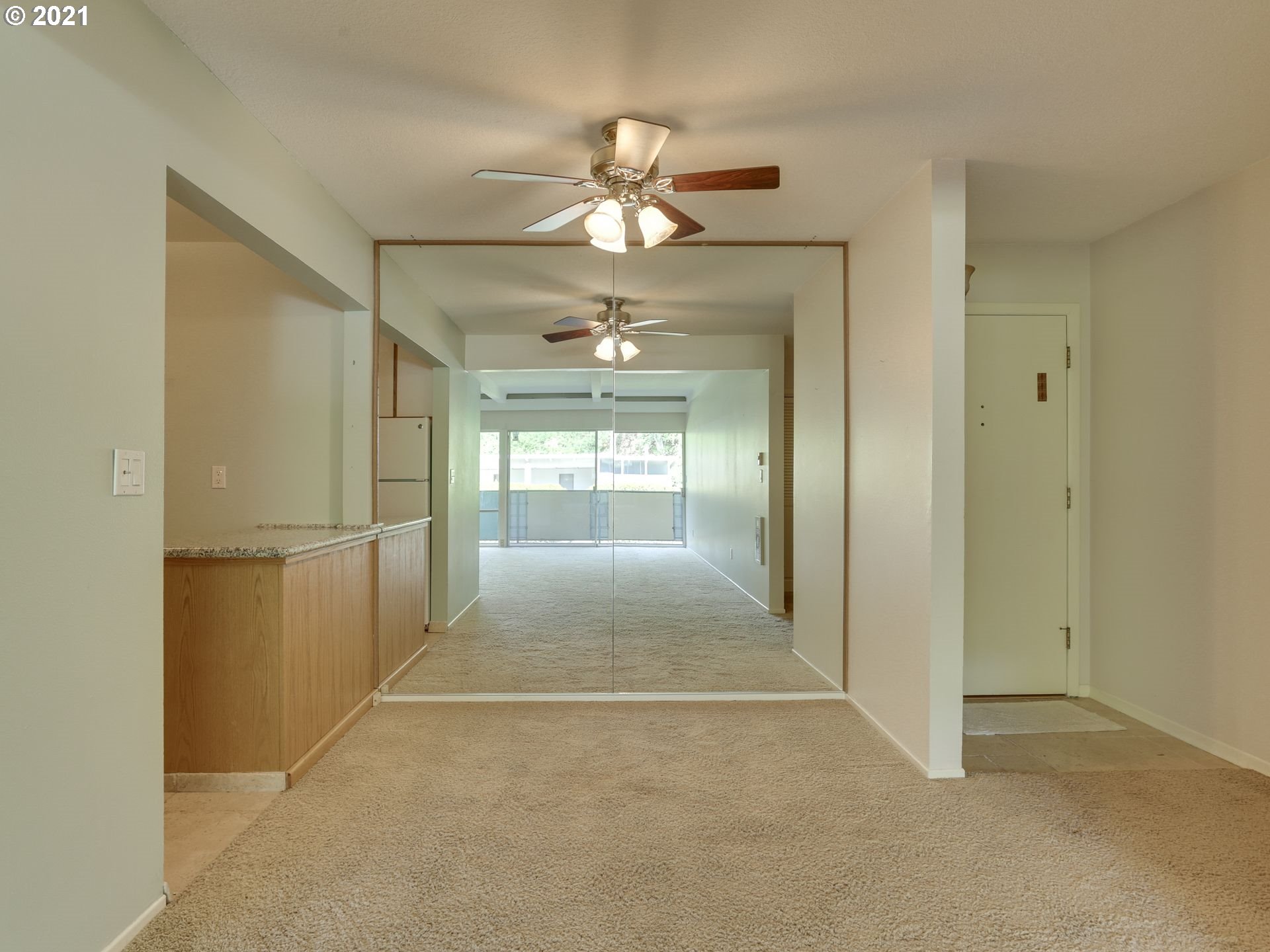 Photo #4: 21068090 Listing 