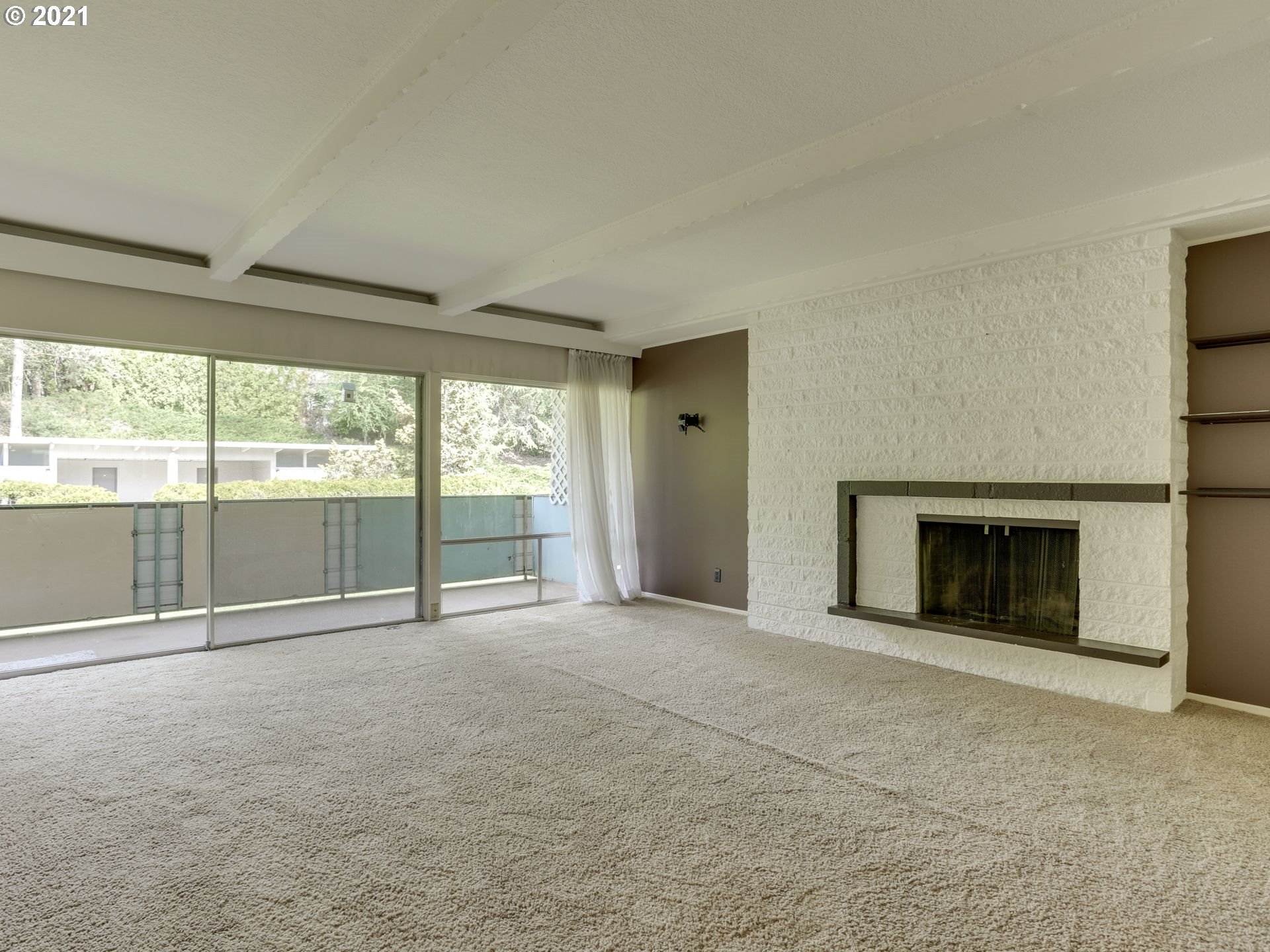 Photo #2: 21068090 Listing 