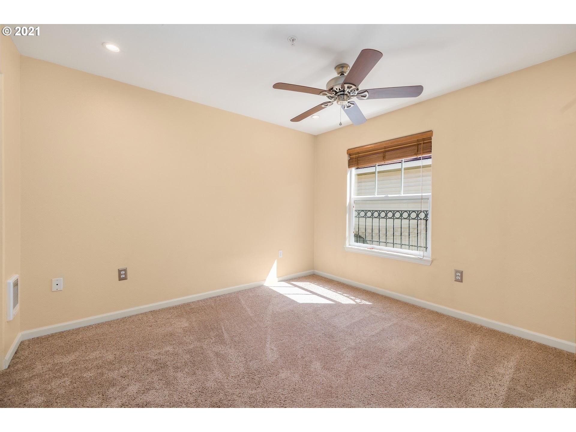 Photo #5: 21071804 Listing 
