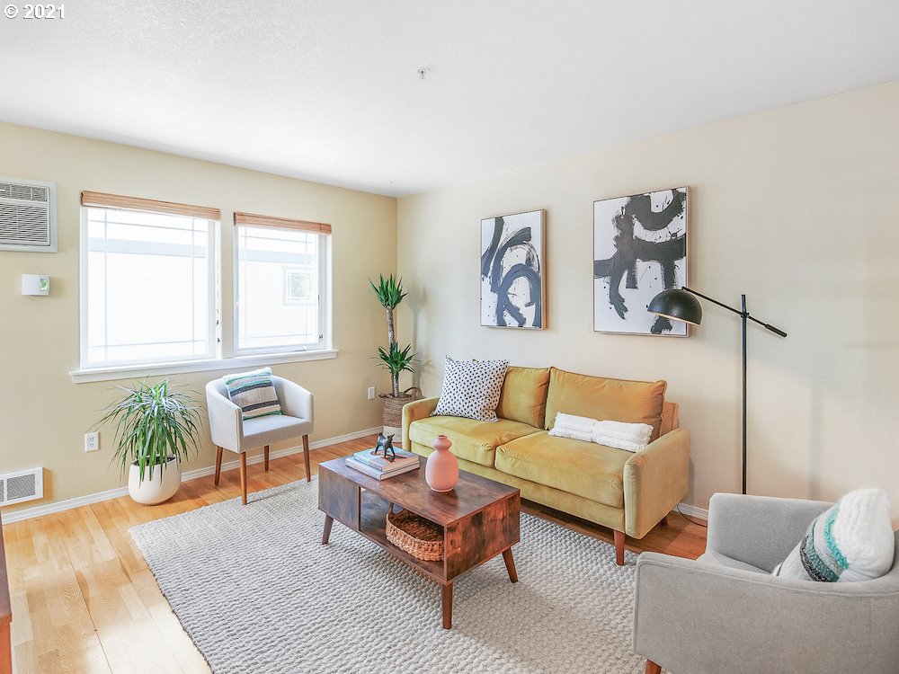 Photo #3: 21072778 Listing 