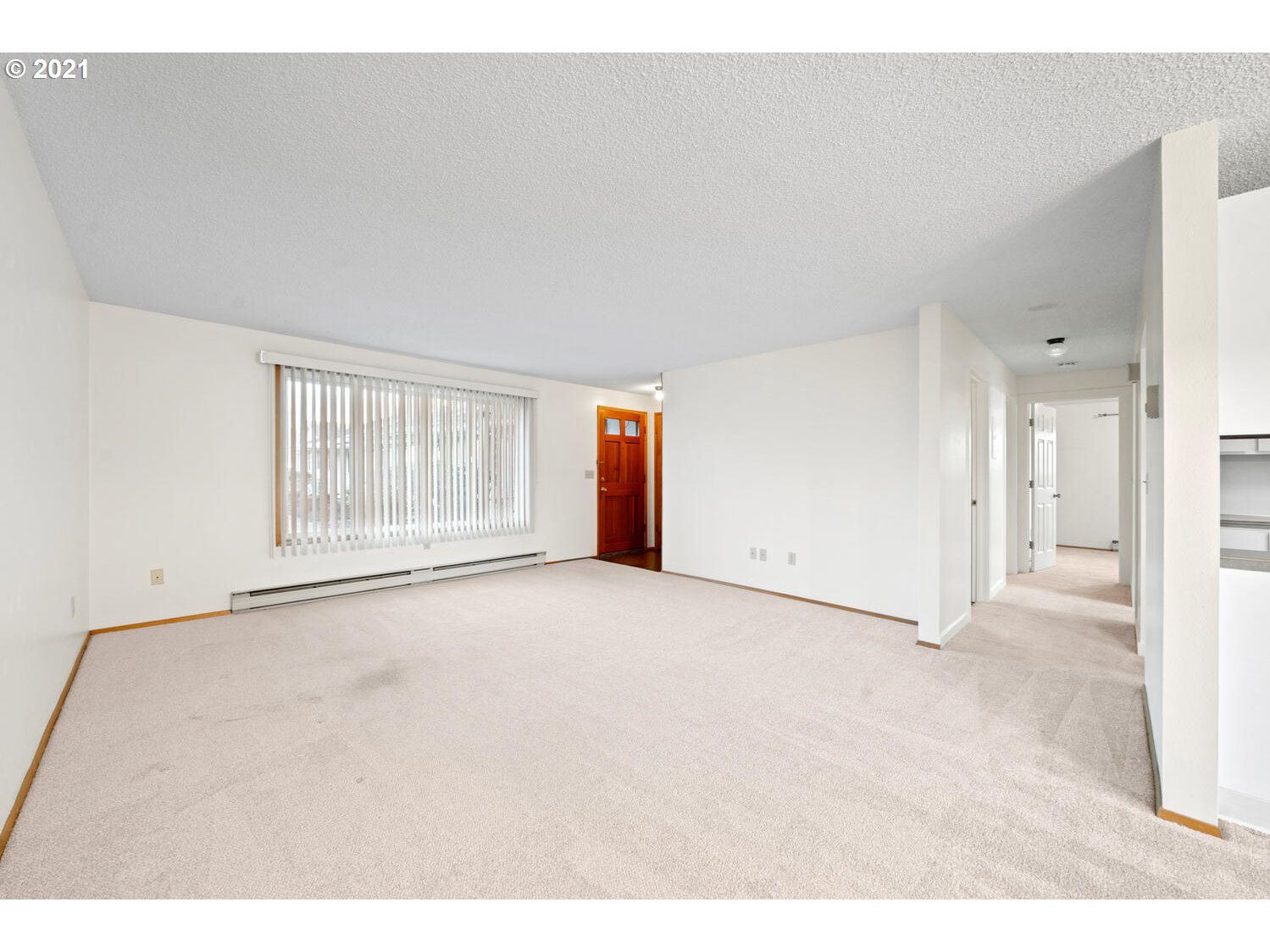 Photo #3: 21074449 Listing 