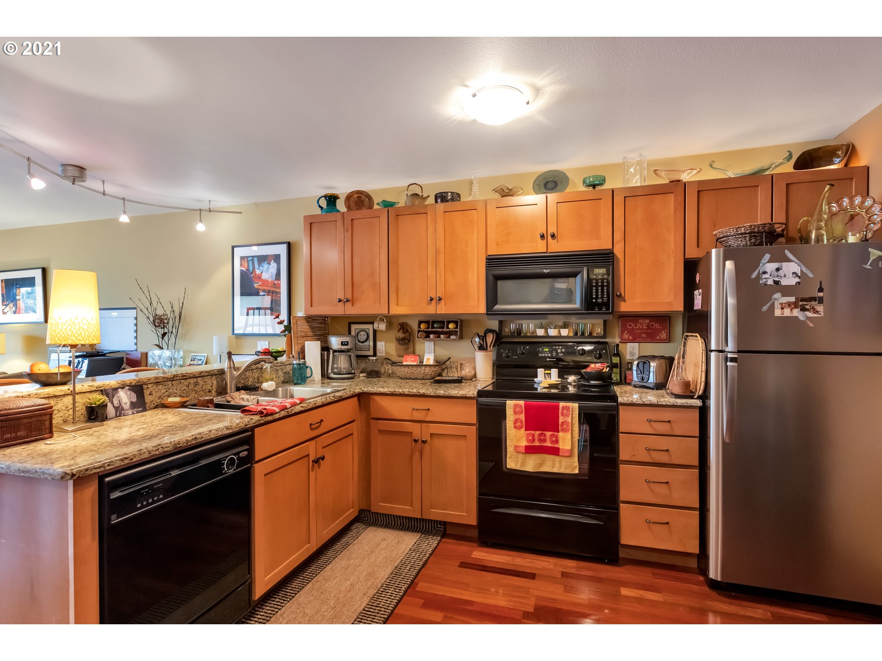 Photo #6: 21074613 Listing 