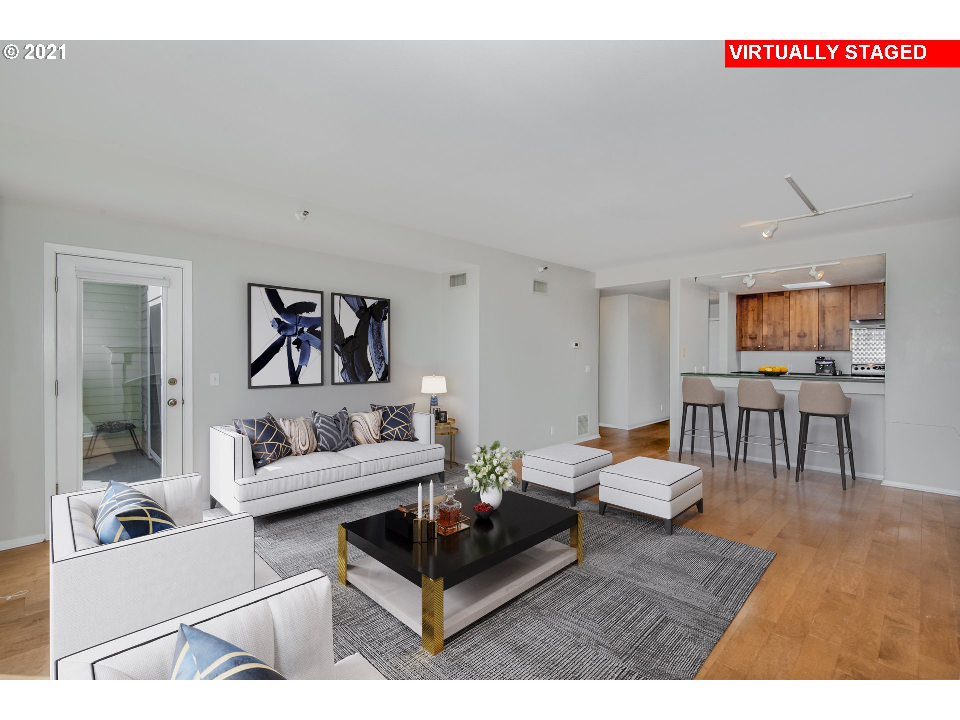 Photo #4: 21074979 Listing 