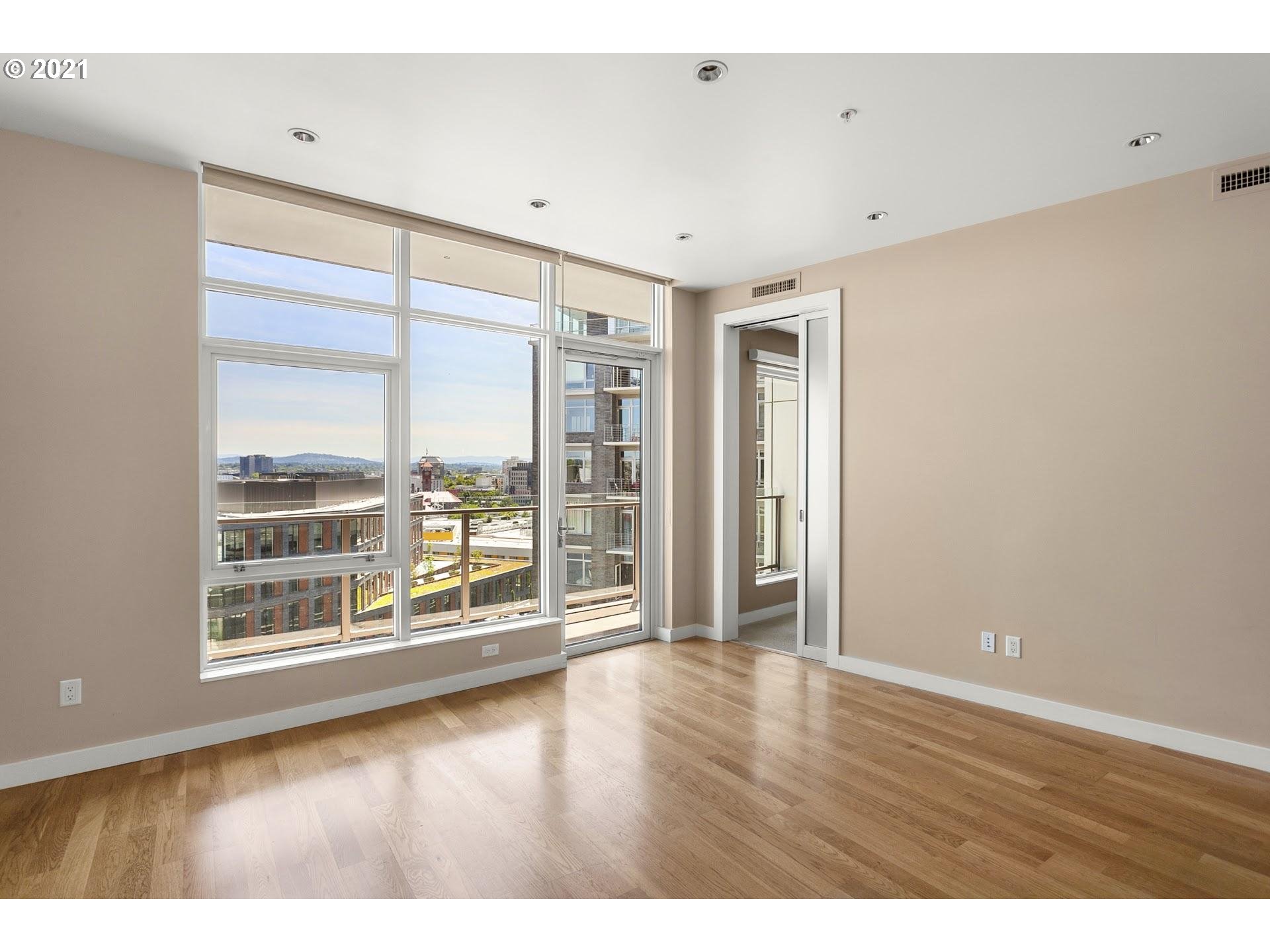 Photo #2: 21076224 Listing 
