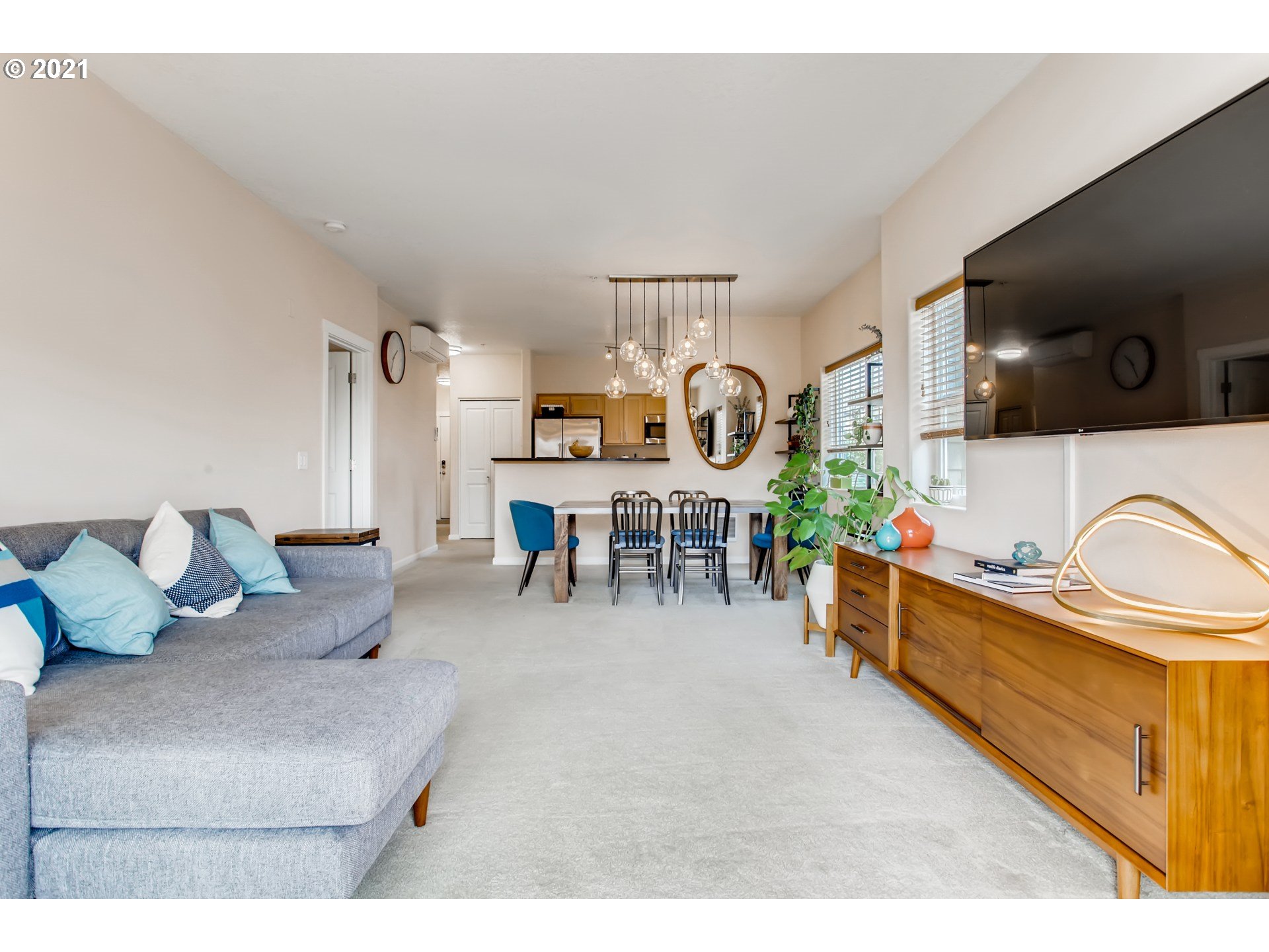 Photo #3: 21076780 Listing 