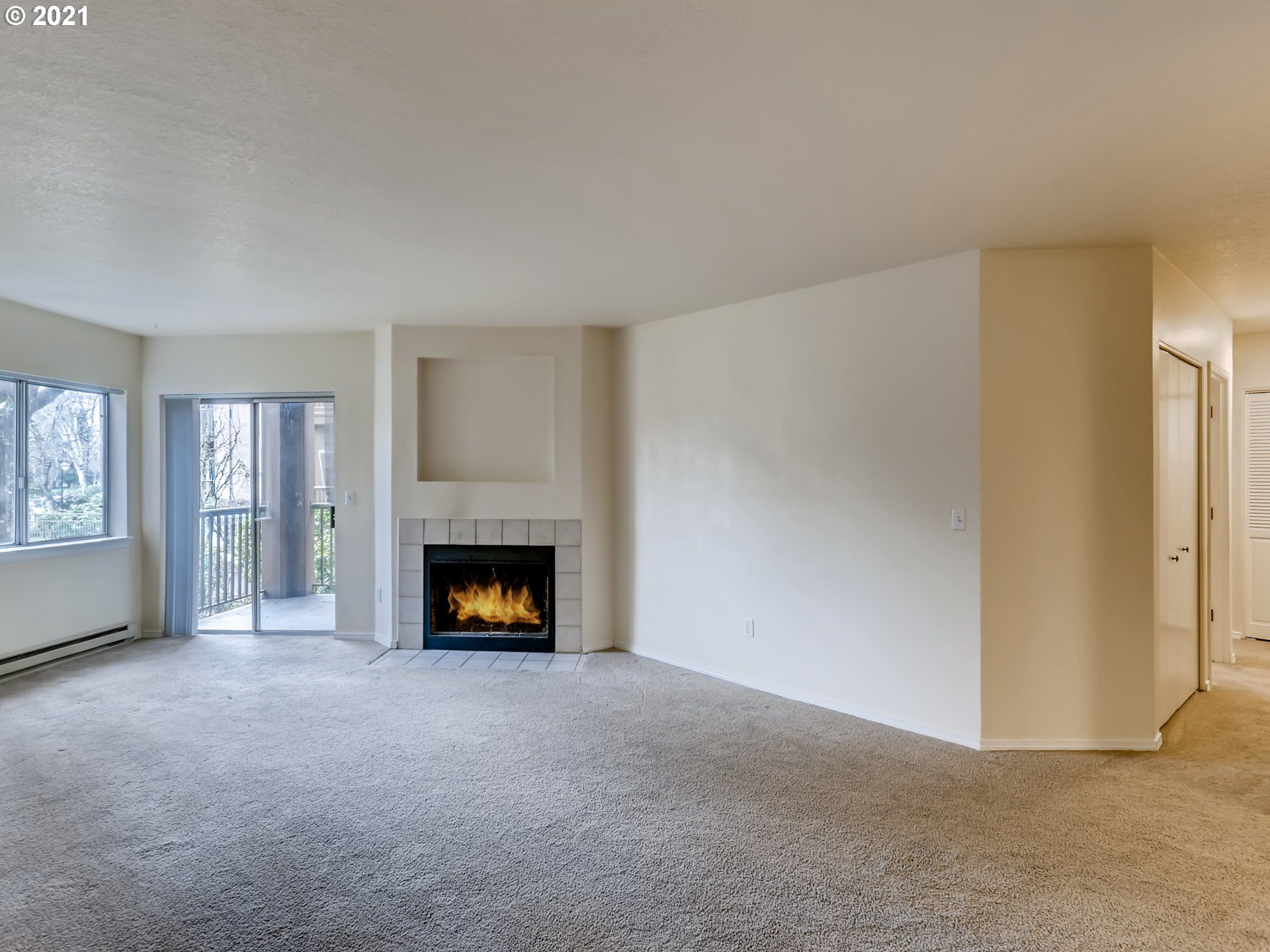 Photo #4: 21076823 Listing 