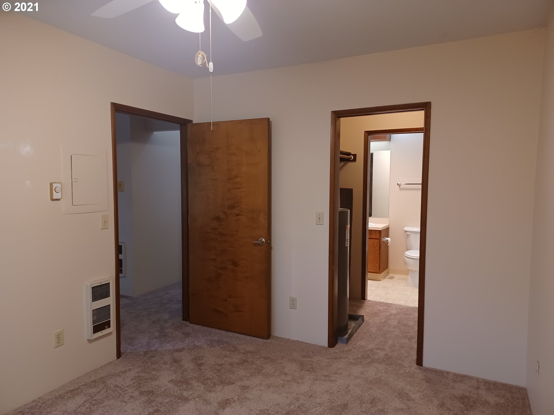 Photo #4: 21076916 Listing 