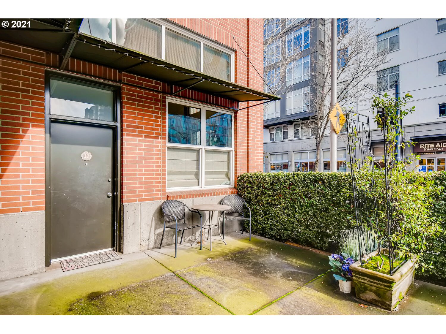 Photo #2: 21078639 Listing 