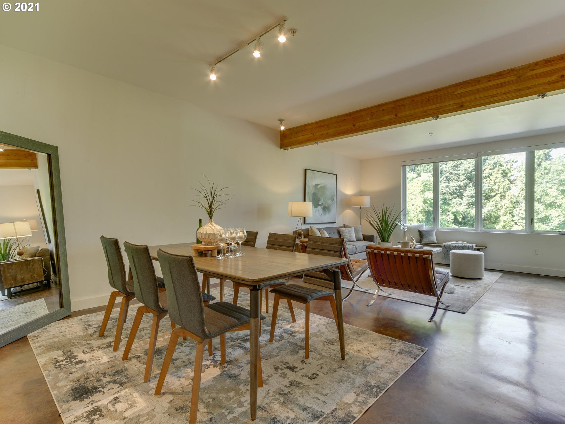 Photo #3: 21079196 Listing 