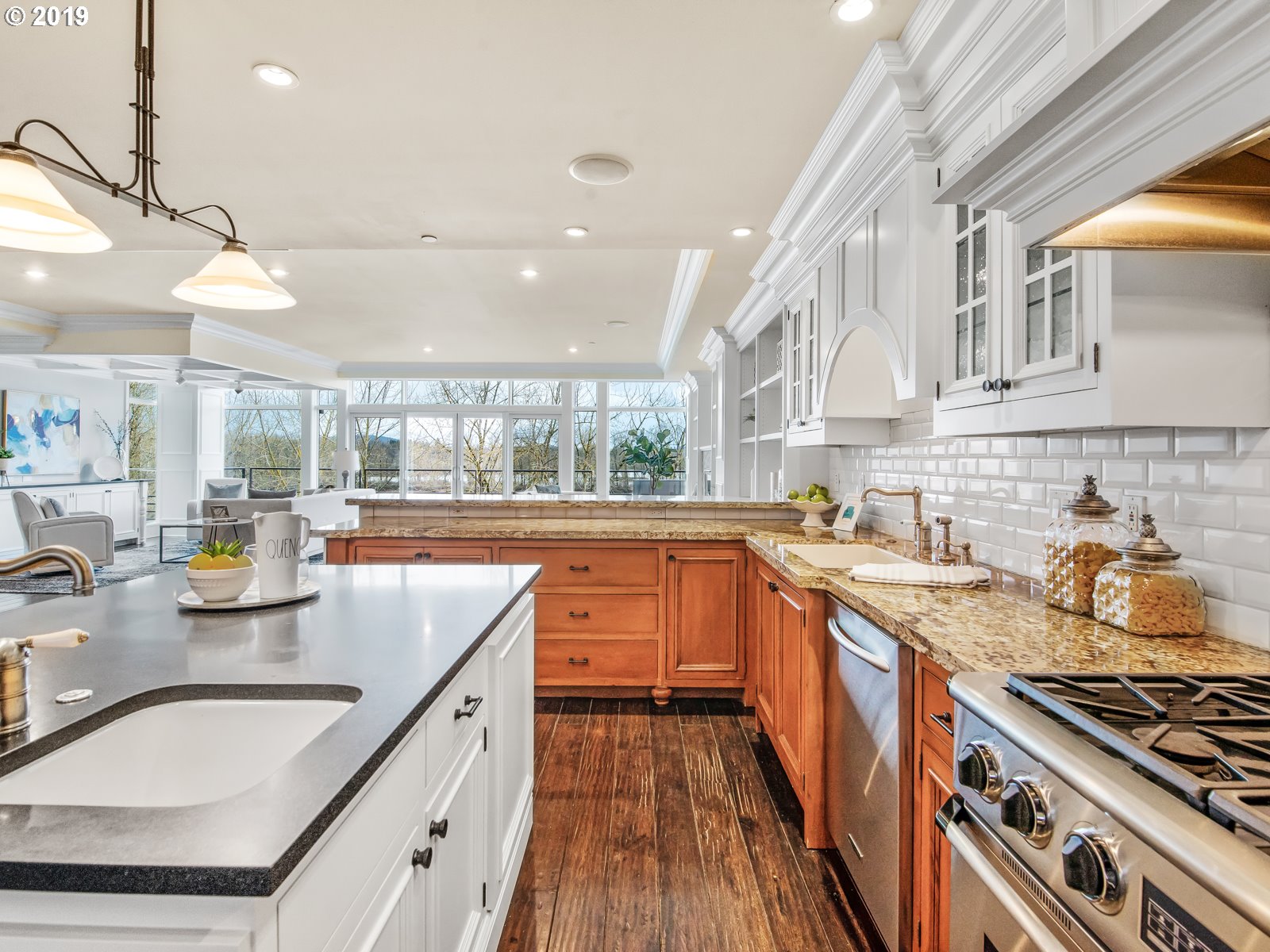 Photo #5: 21080836 Listing 