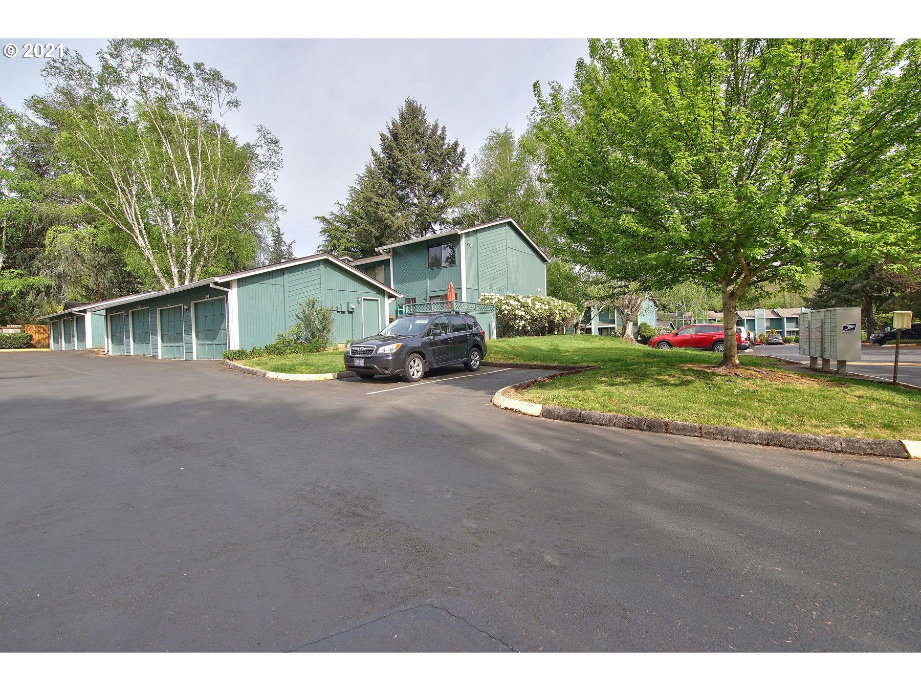 Photo #2: 21082727 Listing 