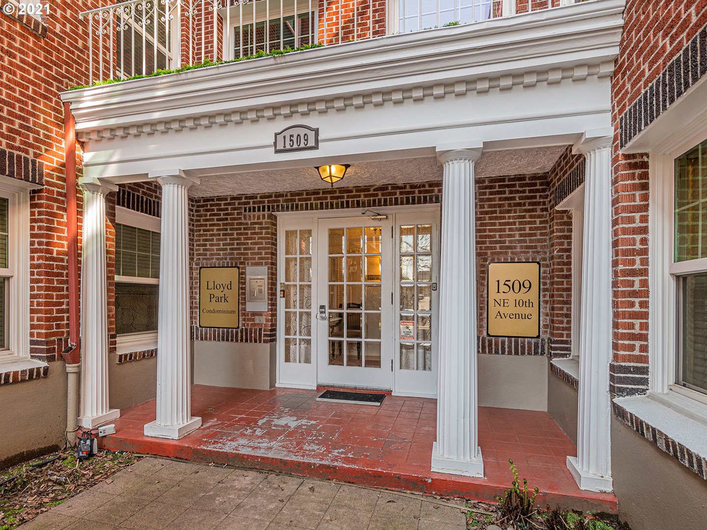 Photo #6: 21088008 Listing 