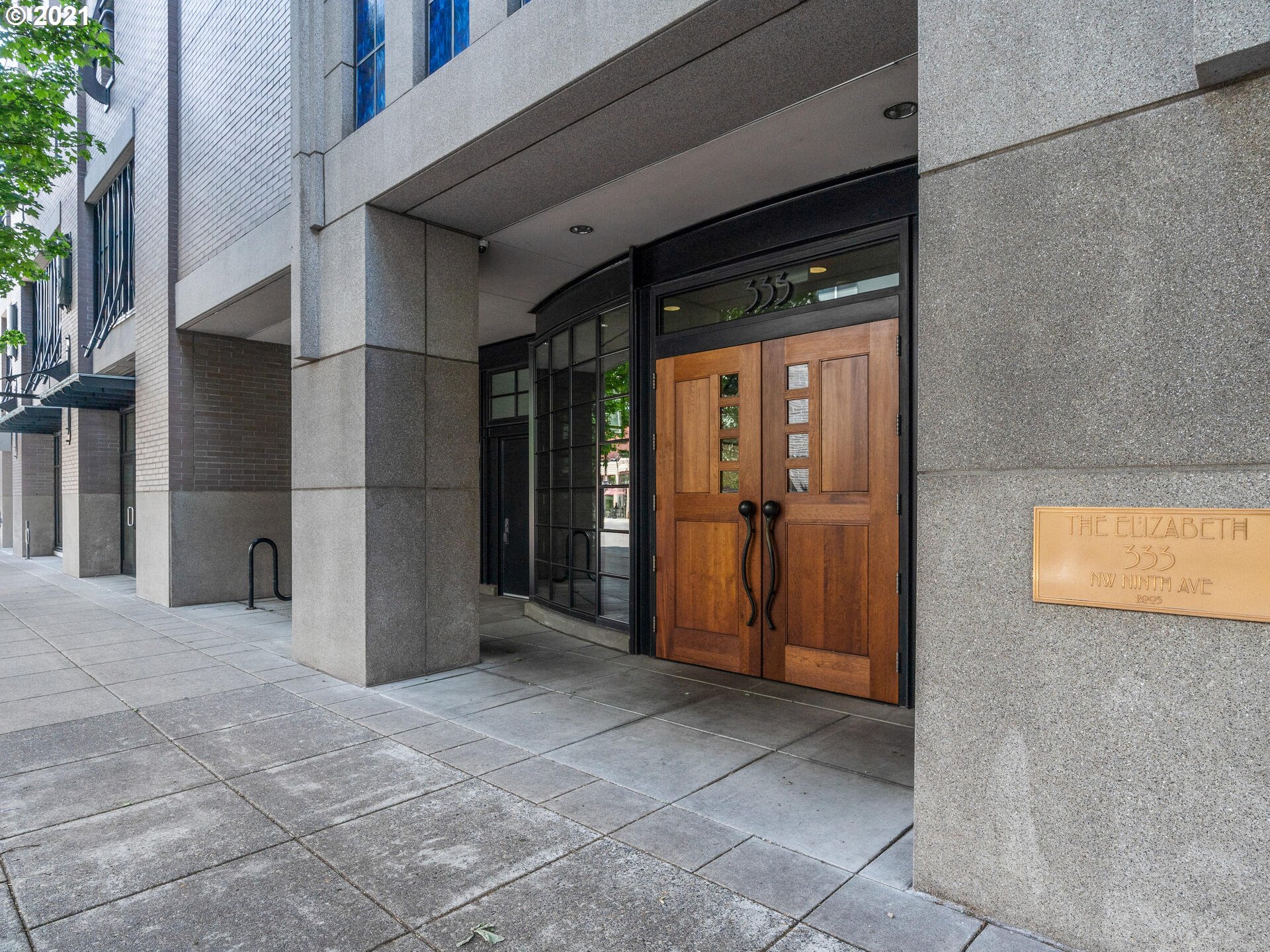 Photo #2: 21088235 Listing 