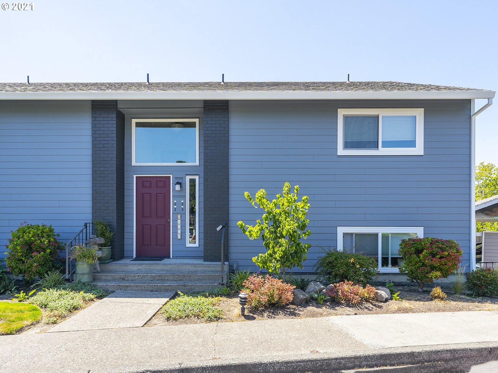 Photo #4: 21088373 Listing 