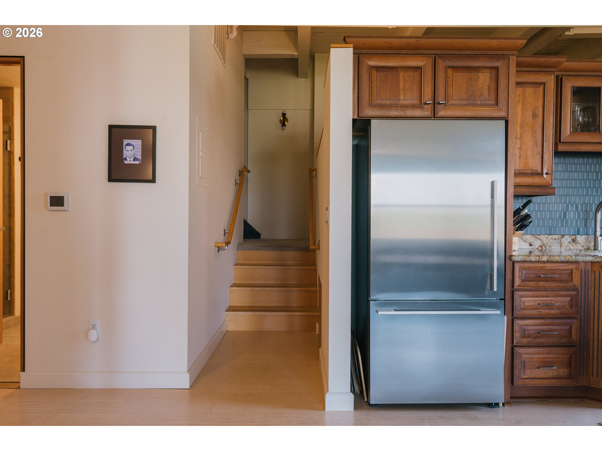 Photo #2: 210896649 Listing: Photo #2