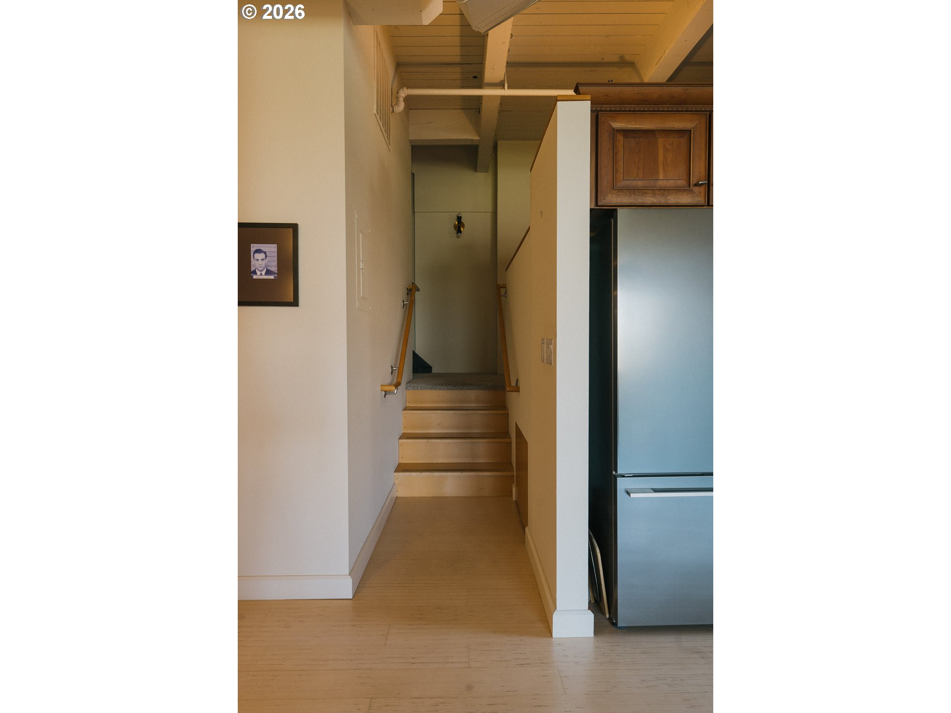 Photo #1: 210896649 Listing: Photo #1