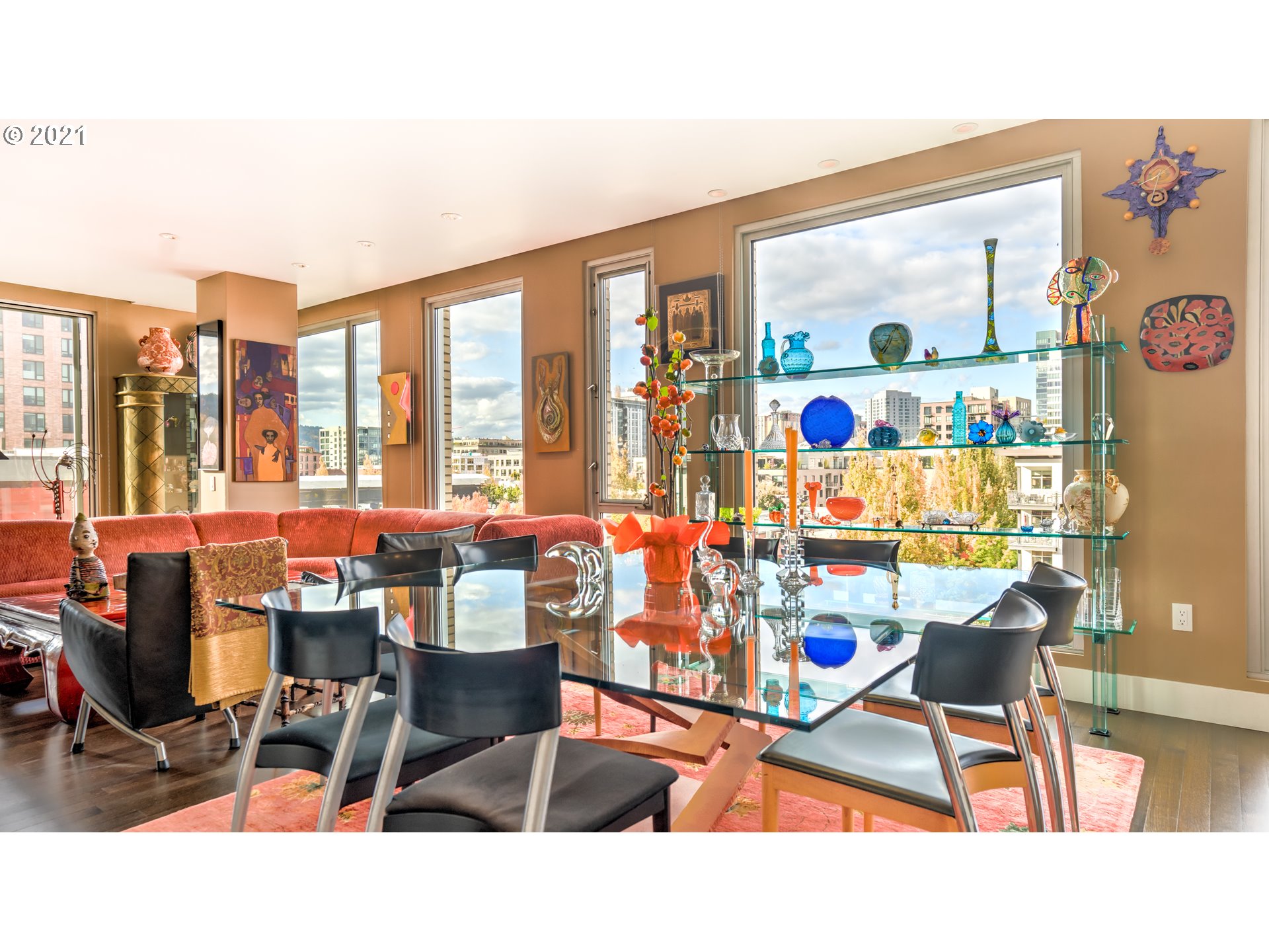 Photo #6: 21095229 Listing 