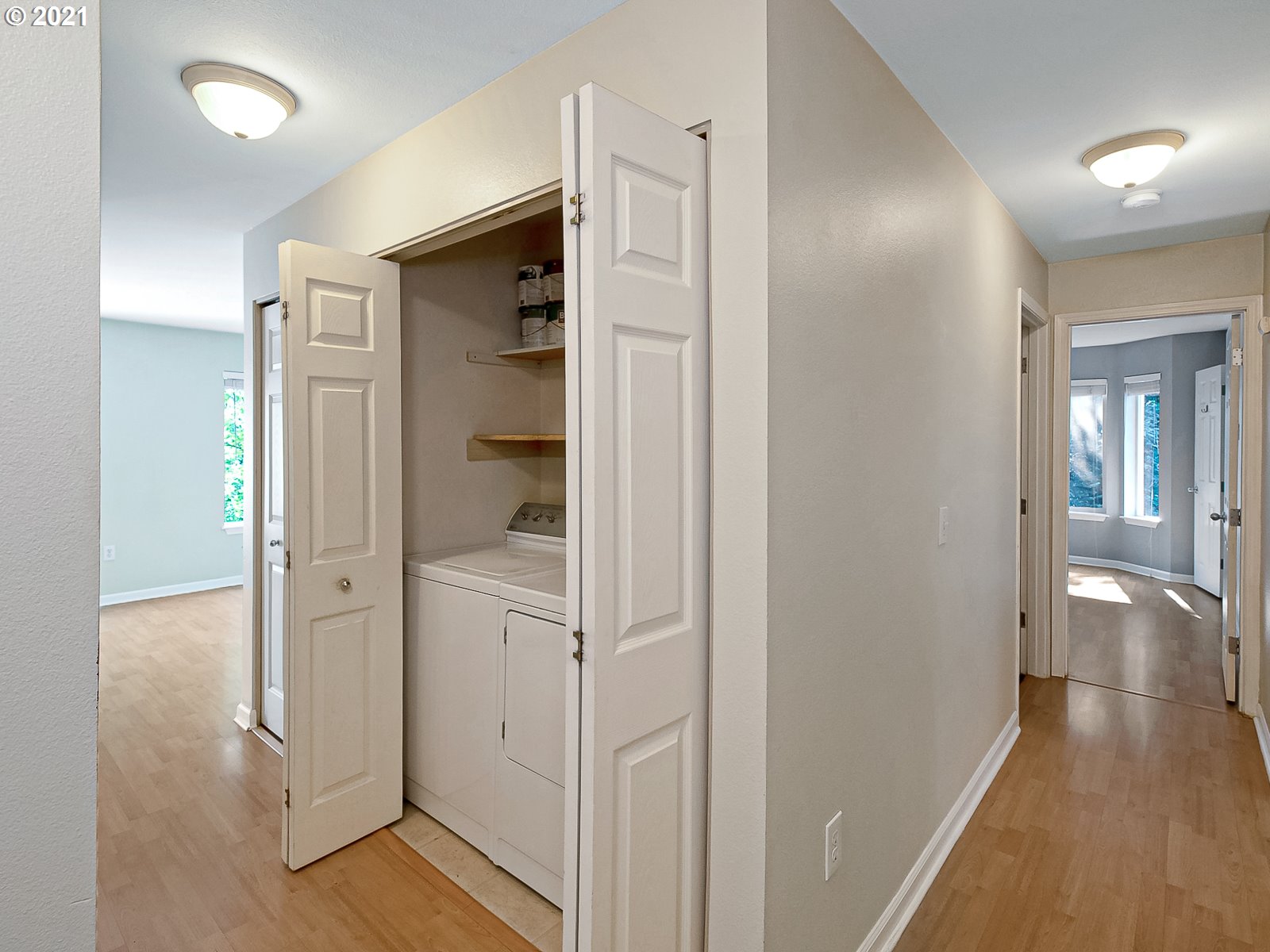 Photo #5: 21095803 Listing 