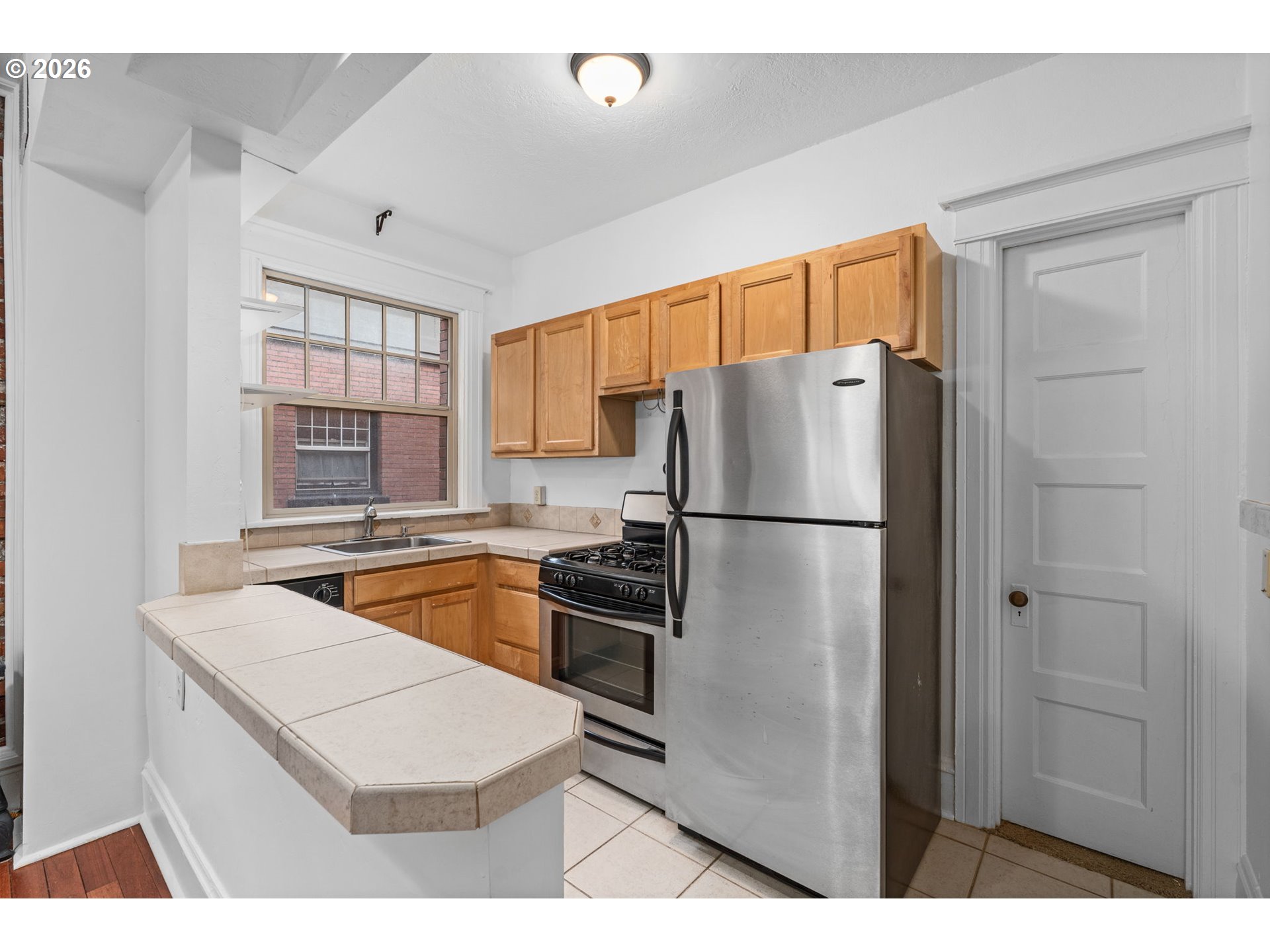 Photo #8: 210982259 Listing: Photo #8