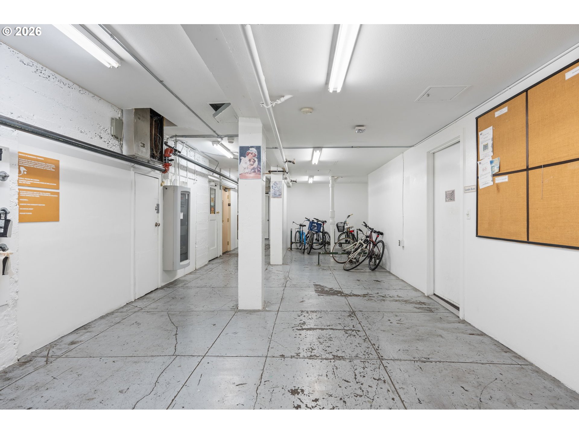 Photo #16: 210982259 Listing: Photo #16