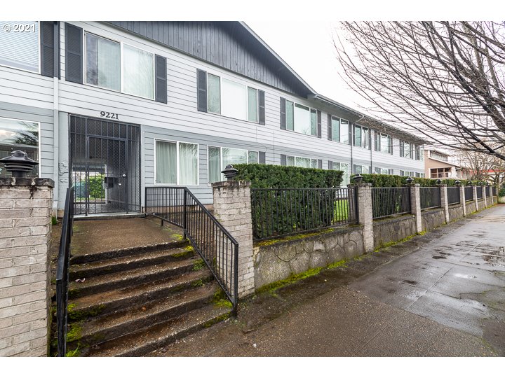 Photo #2: 21100251 Listing 
