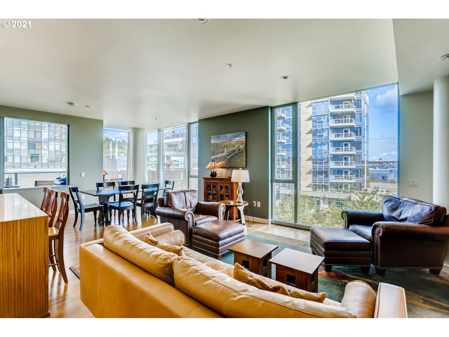Photo #4: 21104698 Listing 