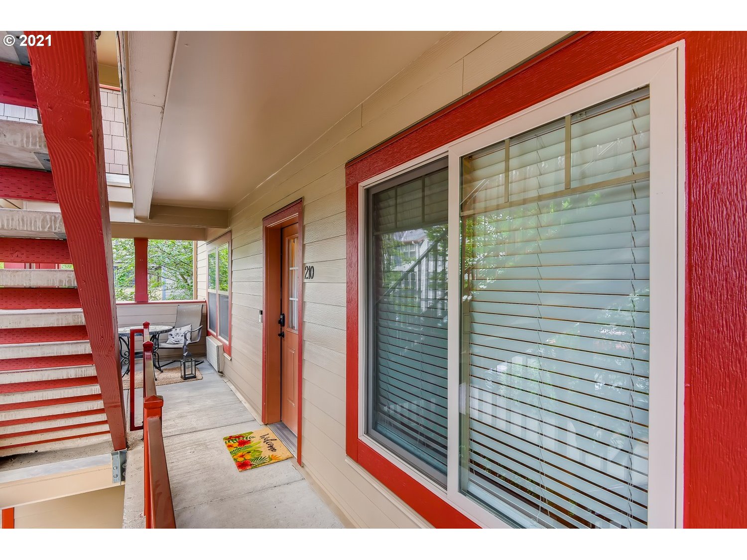 Photo #2: 21104785 Listing 
