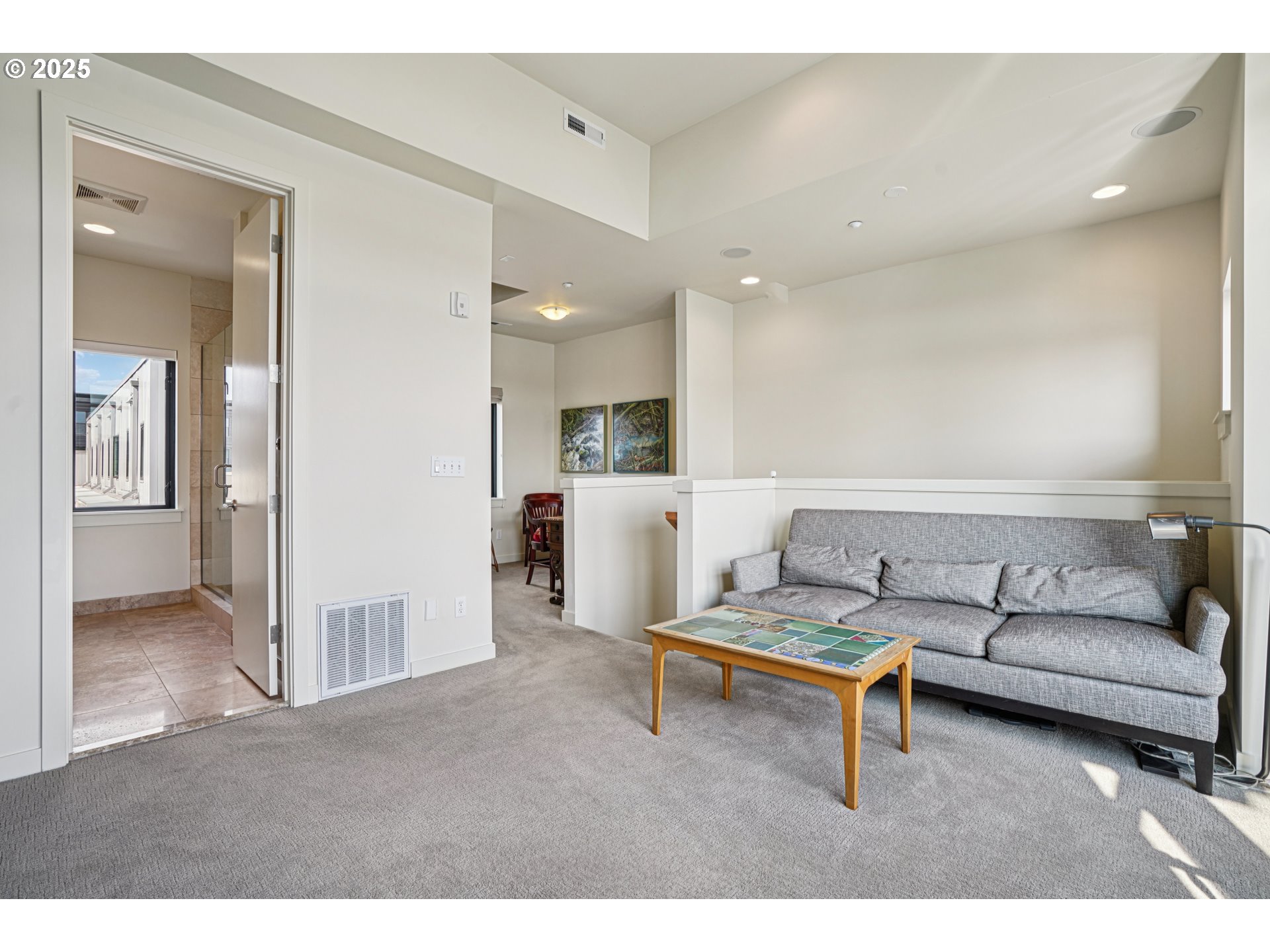 Photo #11: 211060500 Listing: Photo #11