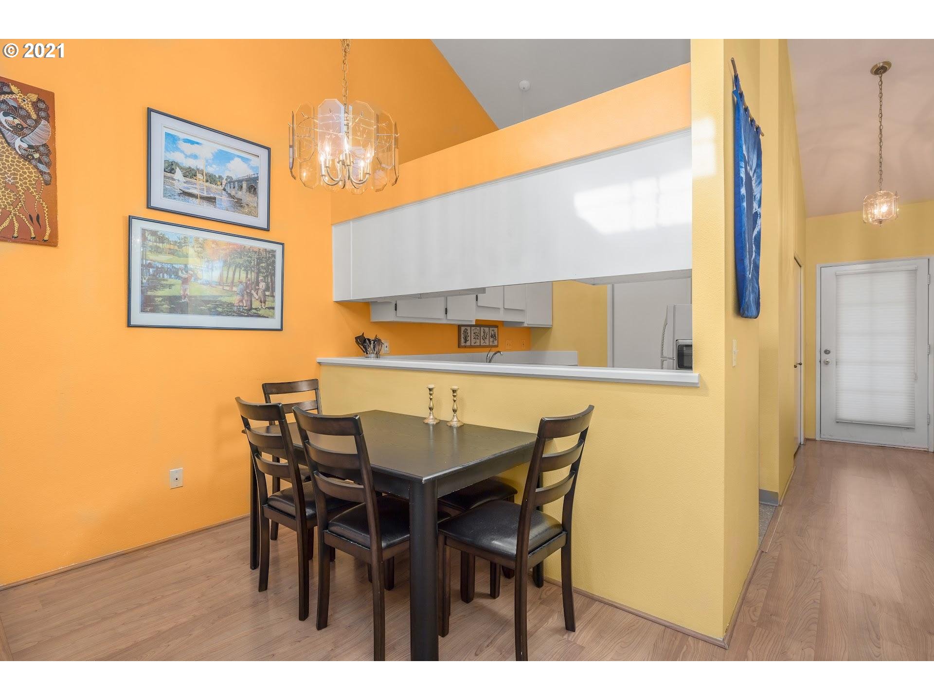 Photo #4: 21109147 Listing 