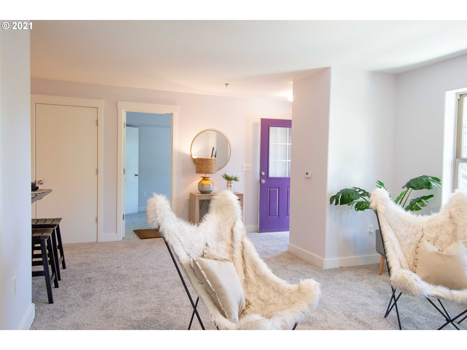 Photo #2: 21112776 Listing 