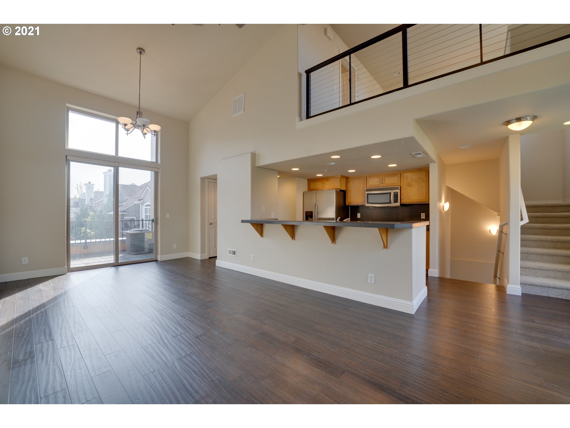 Photo #2: 21112930 Listing 