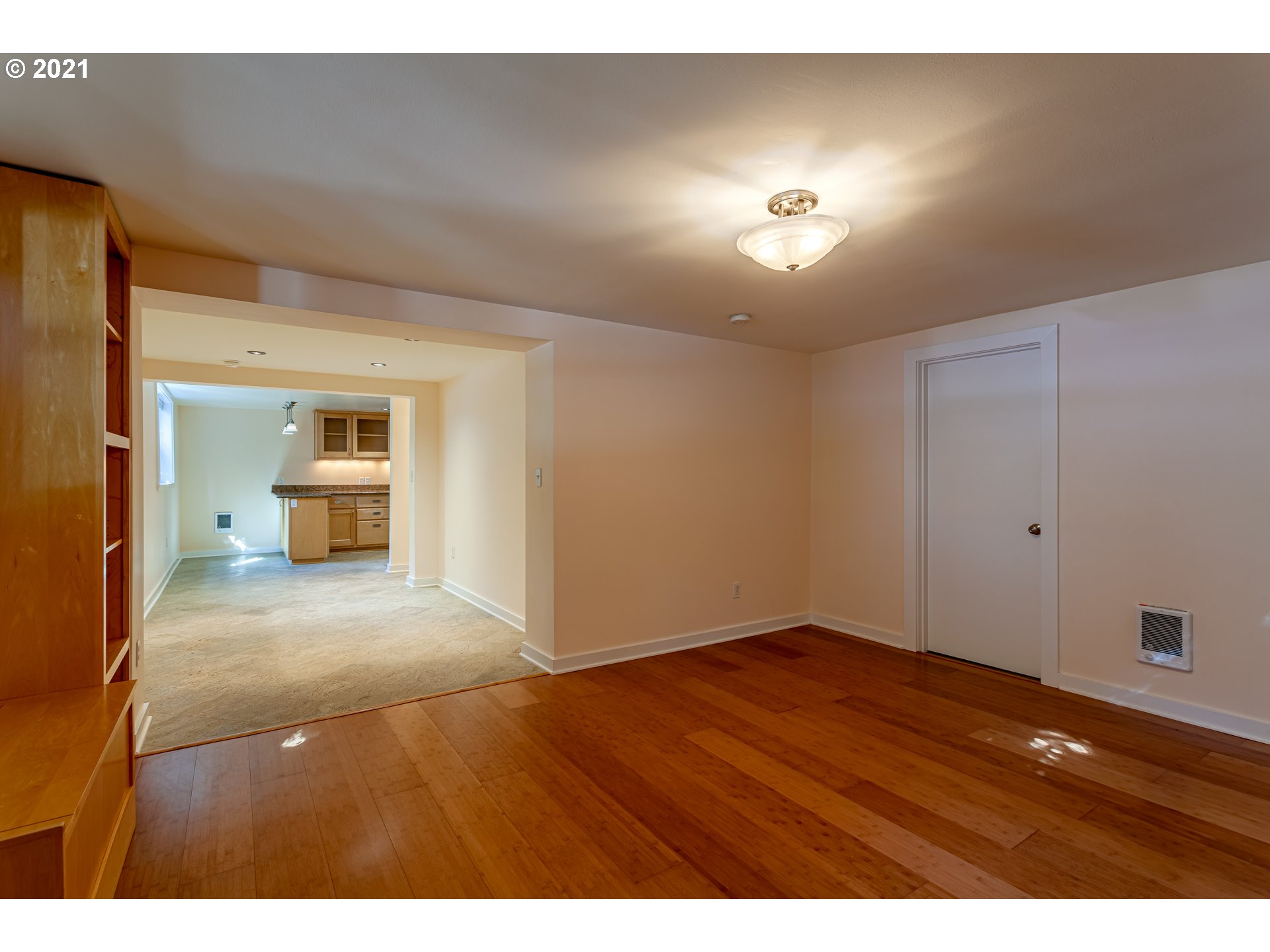 More Details about MLS # 21113701 : 2049 NW OVERTON ST 5