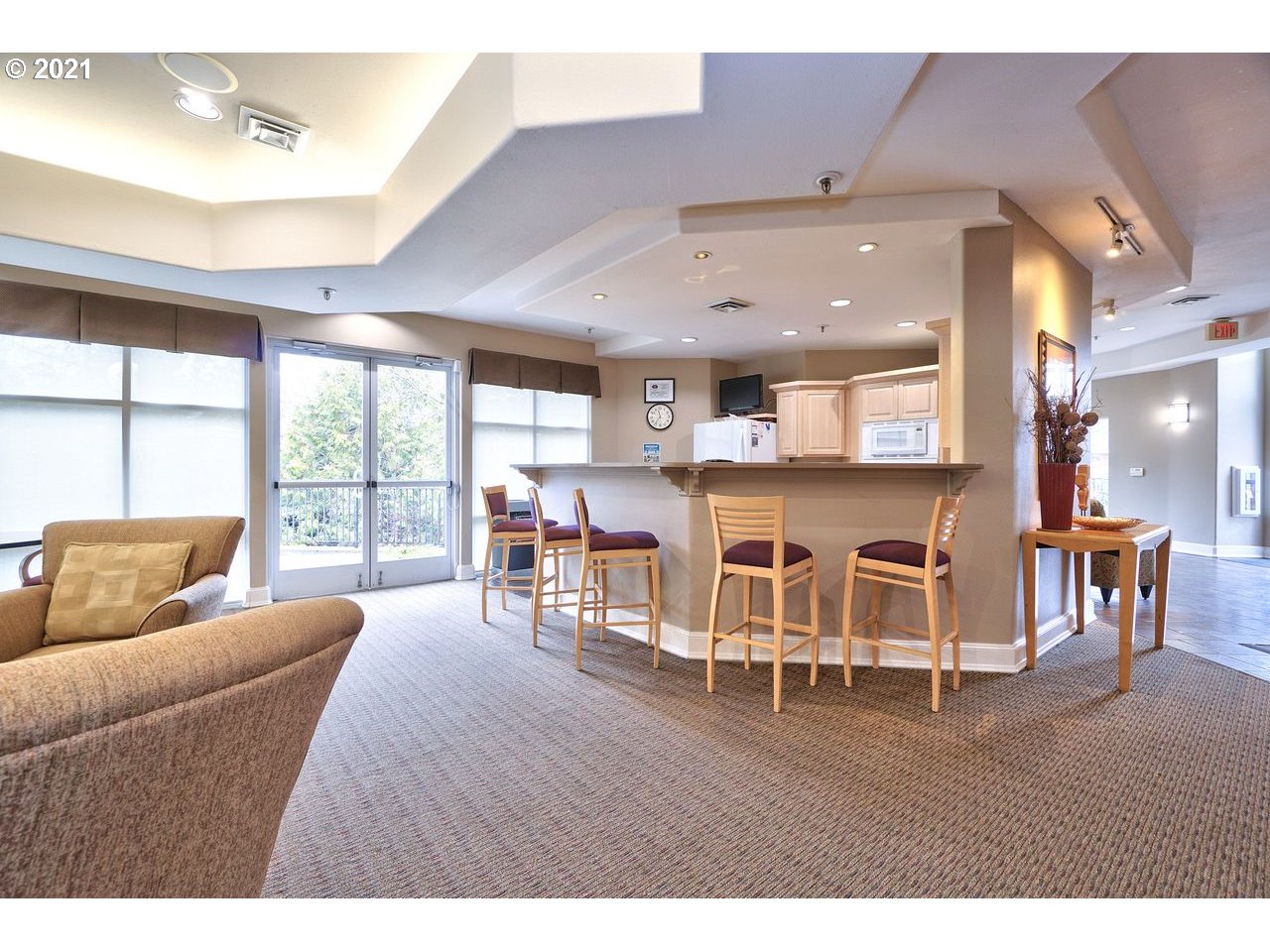Photo #6: 21117052 Listing 