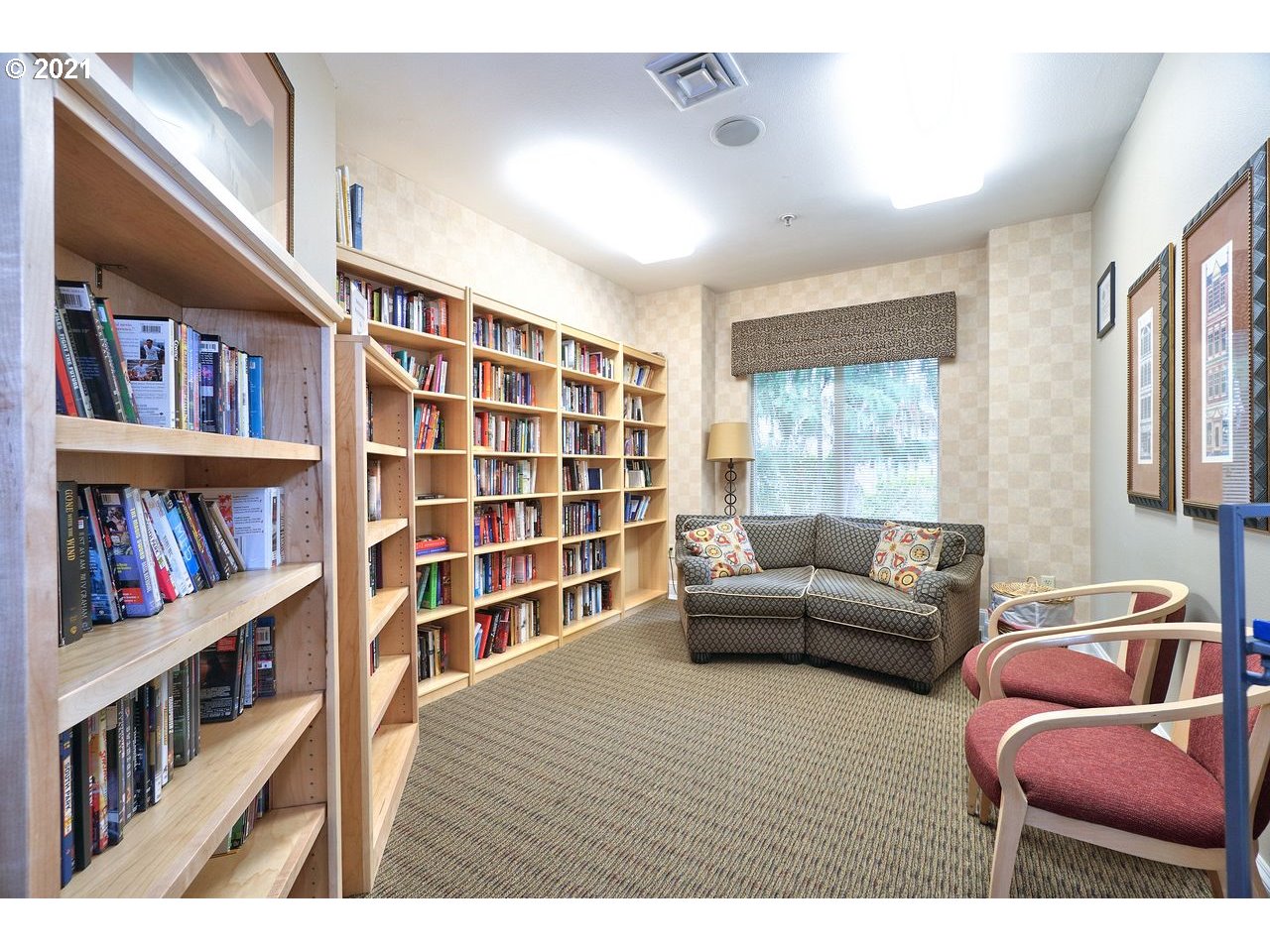 Photo #5: 21117052 Listing 