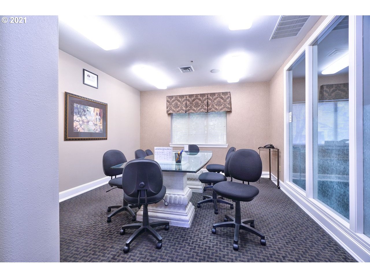 Photo #3: 21117052 Listing 