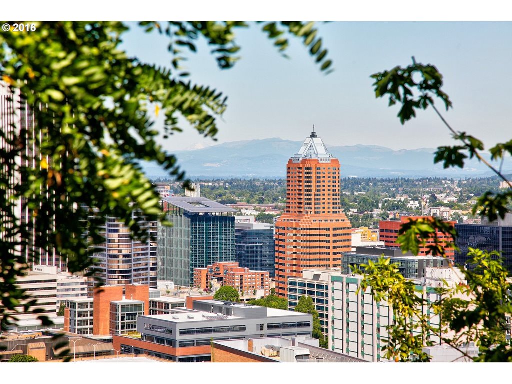  SW CARDINELL WAY ,  Portland, OR 97201