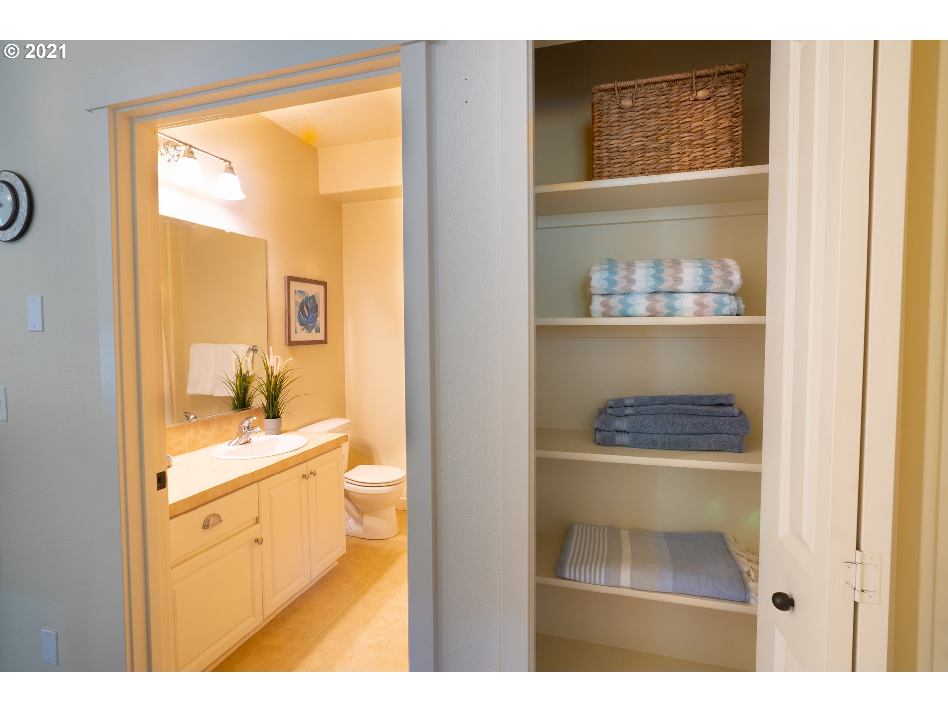 Photo #4: 21119451 Listing 