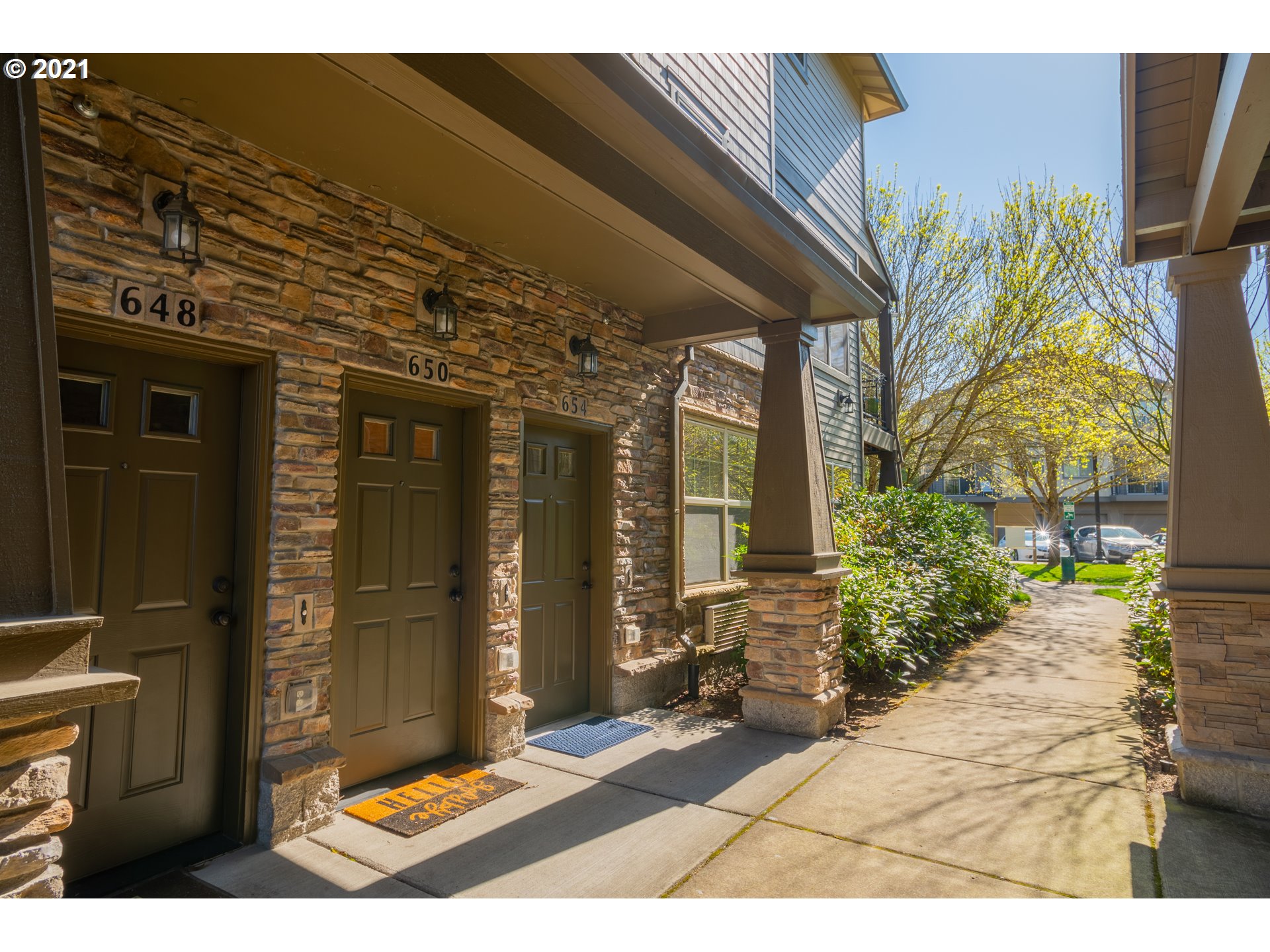 Photo #2: 21119451 Listing 