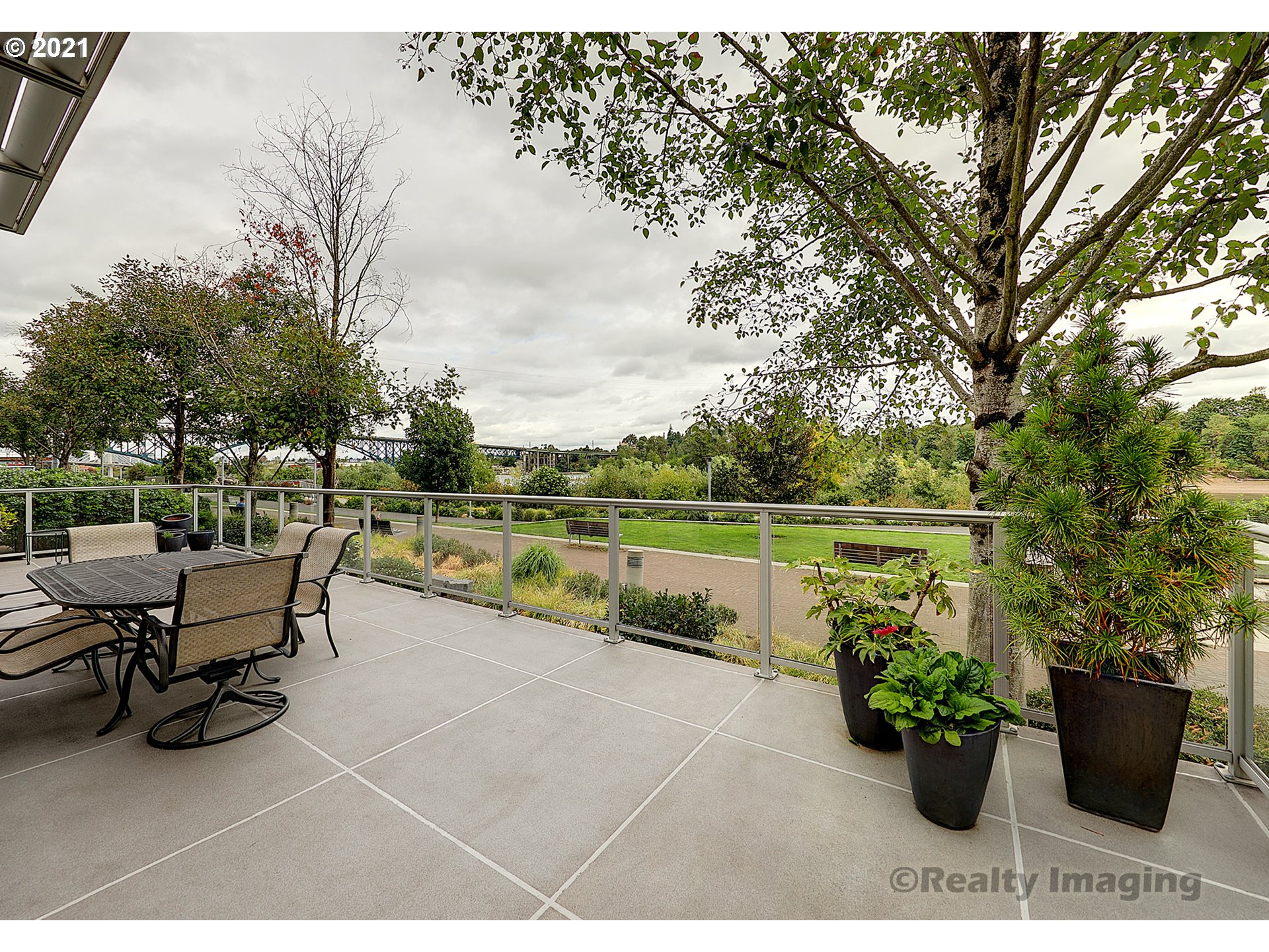 Photo #5: 21124943 Listing 