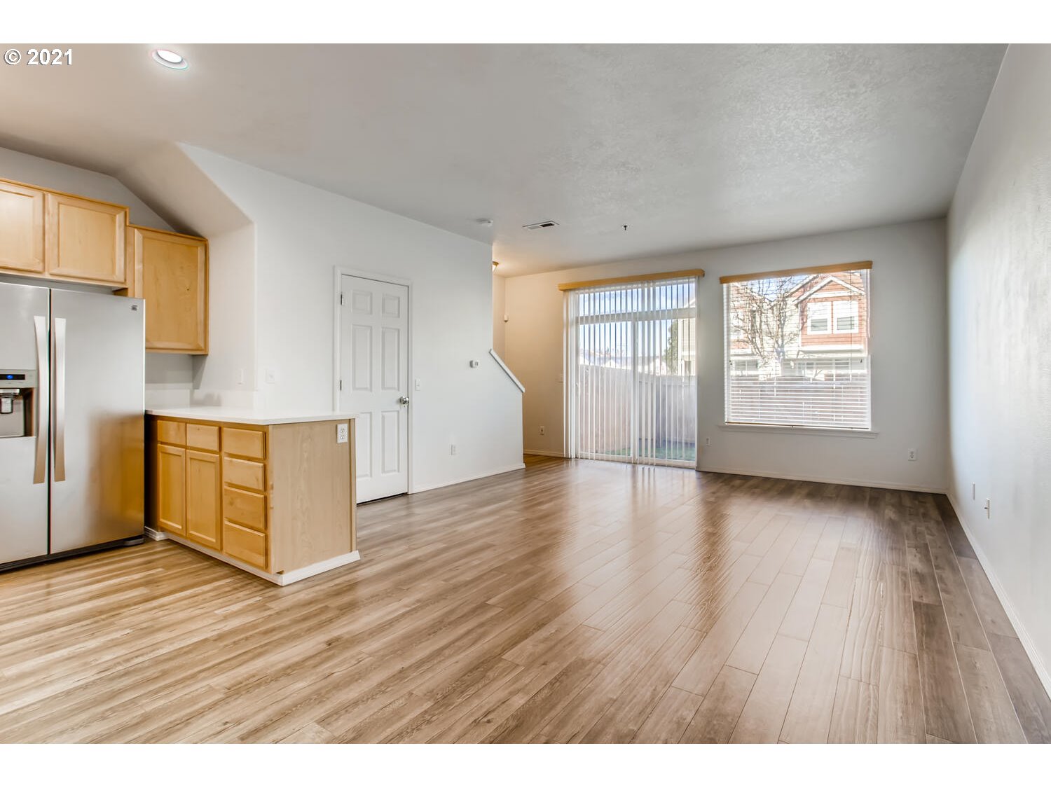 Photo #4: 21126094 Listing 