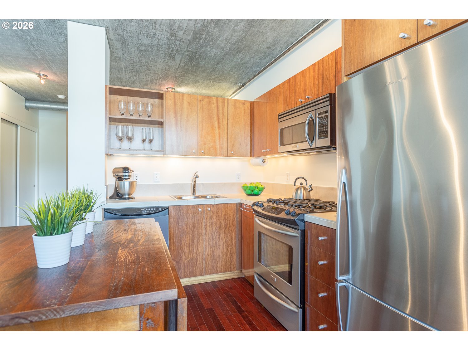 Photo #12: 211261947 Listing: Photo #12