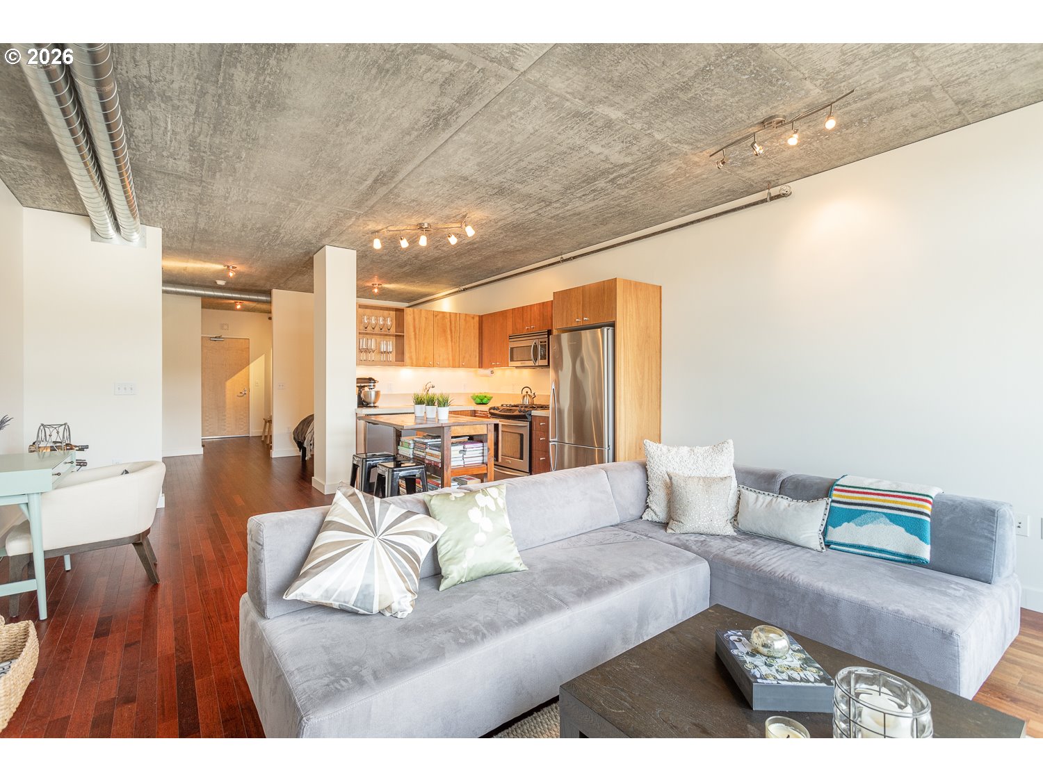 Photo #17: 211261947 Listing: Photo #17