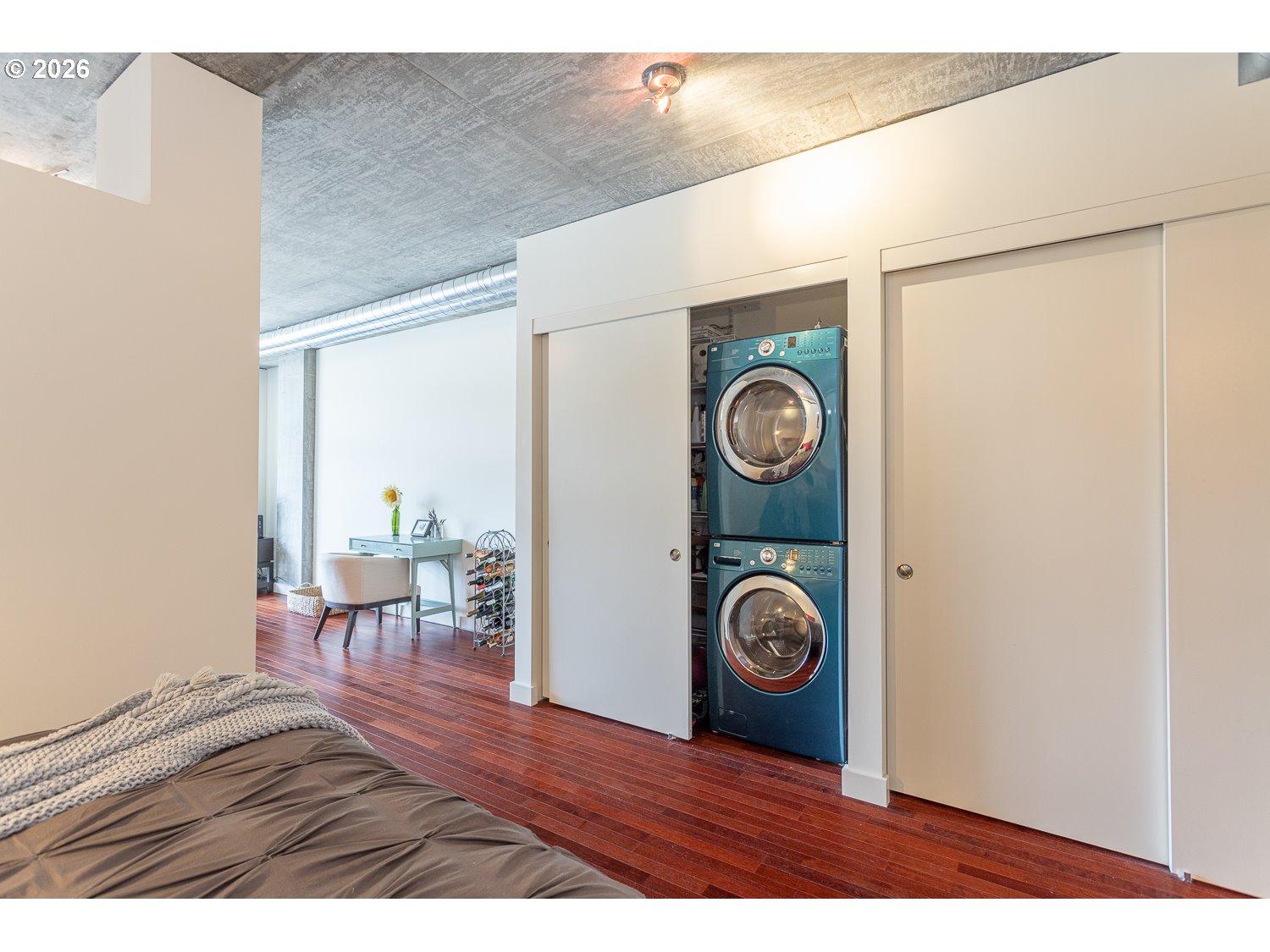 Photo #8: 211261947 Listing: Photo #8