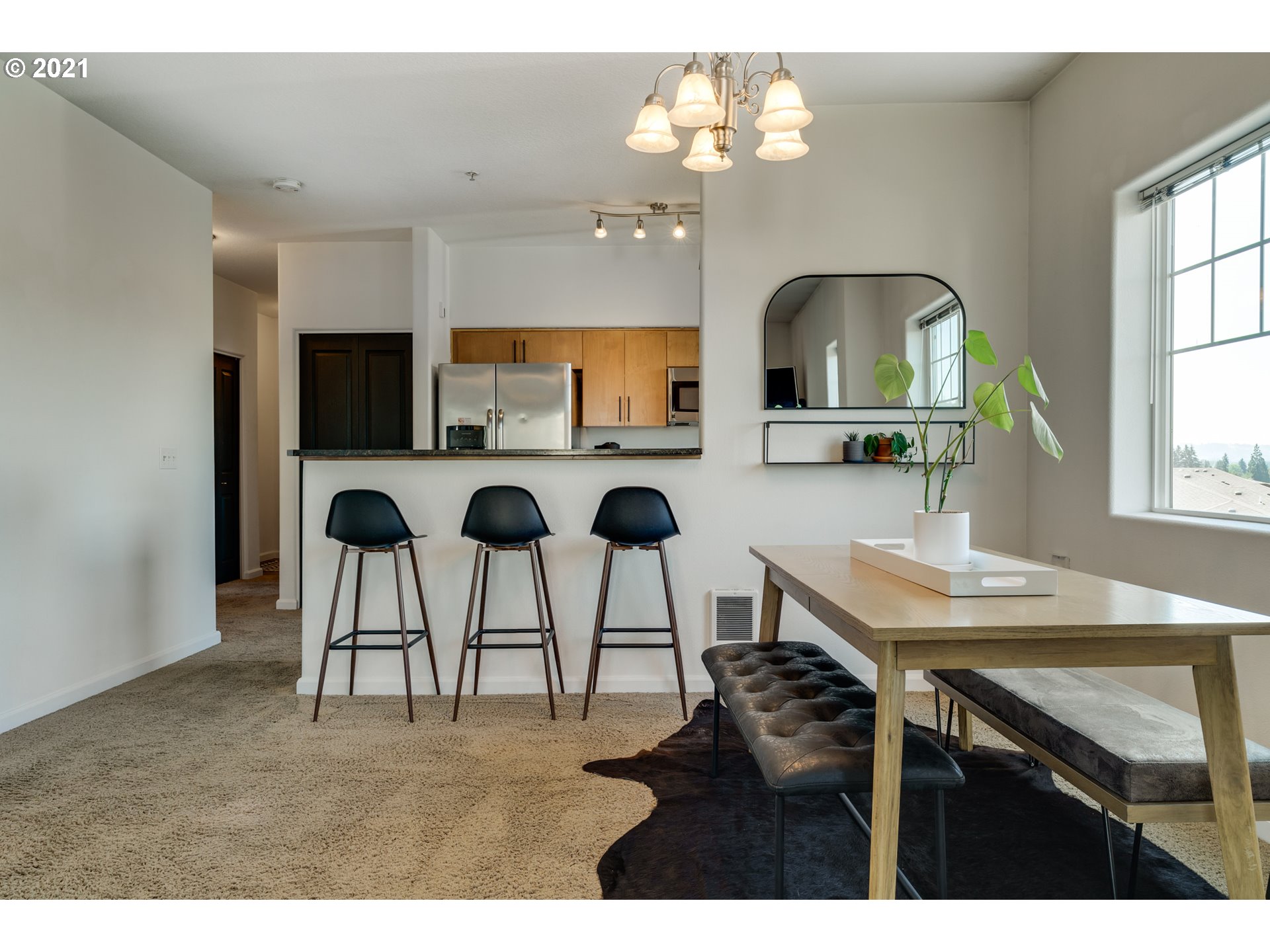 Photo #5: 21130333 Listing 