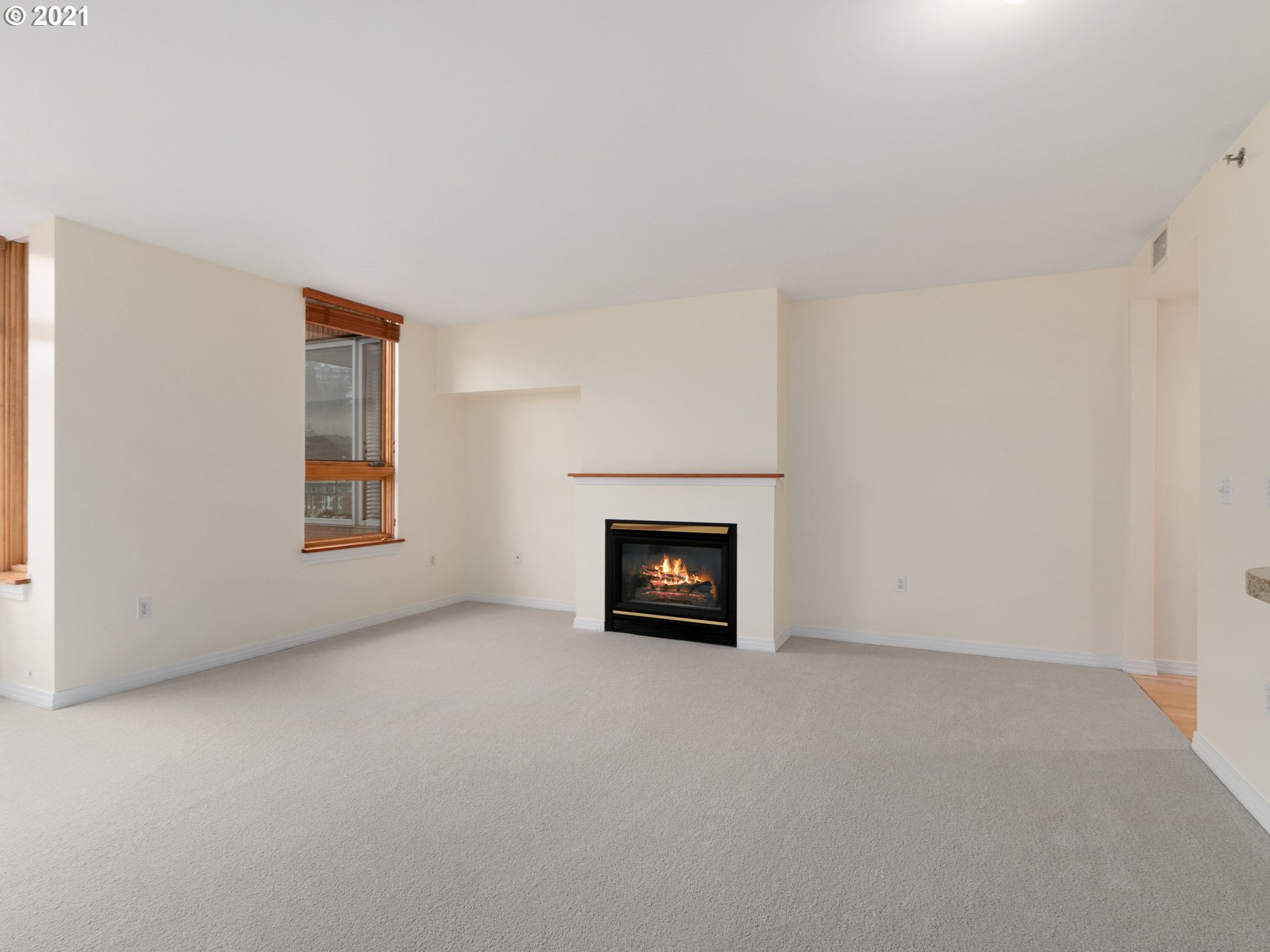 Photo #4: 21137234 Listing 