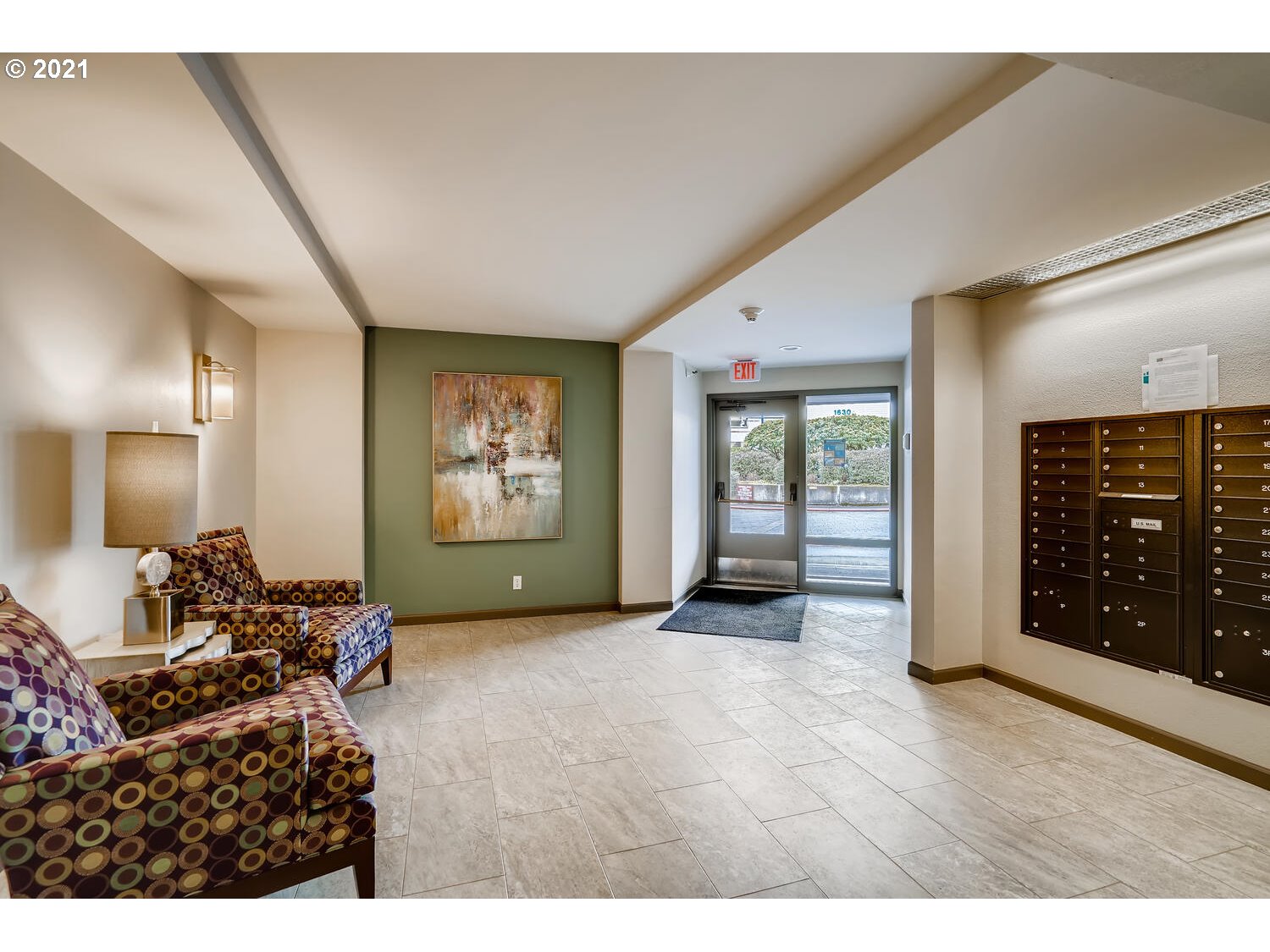 Photo #6: 21137552 Listing 