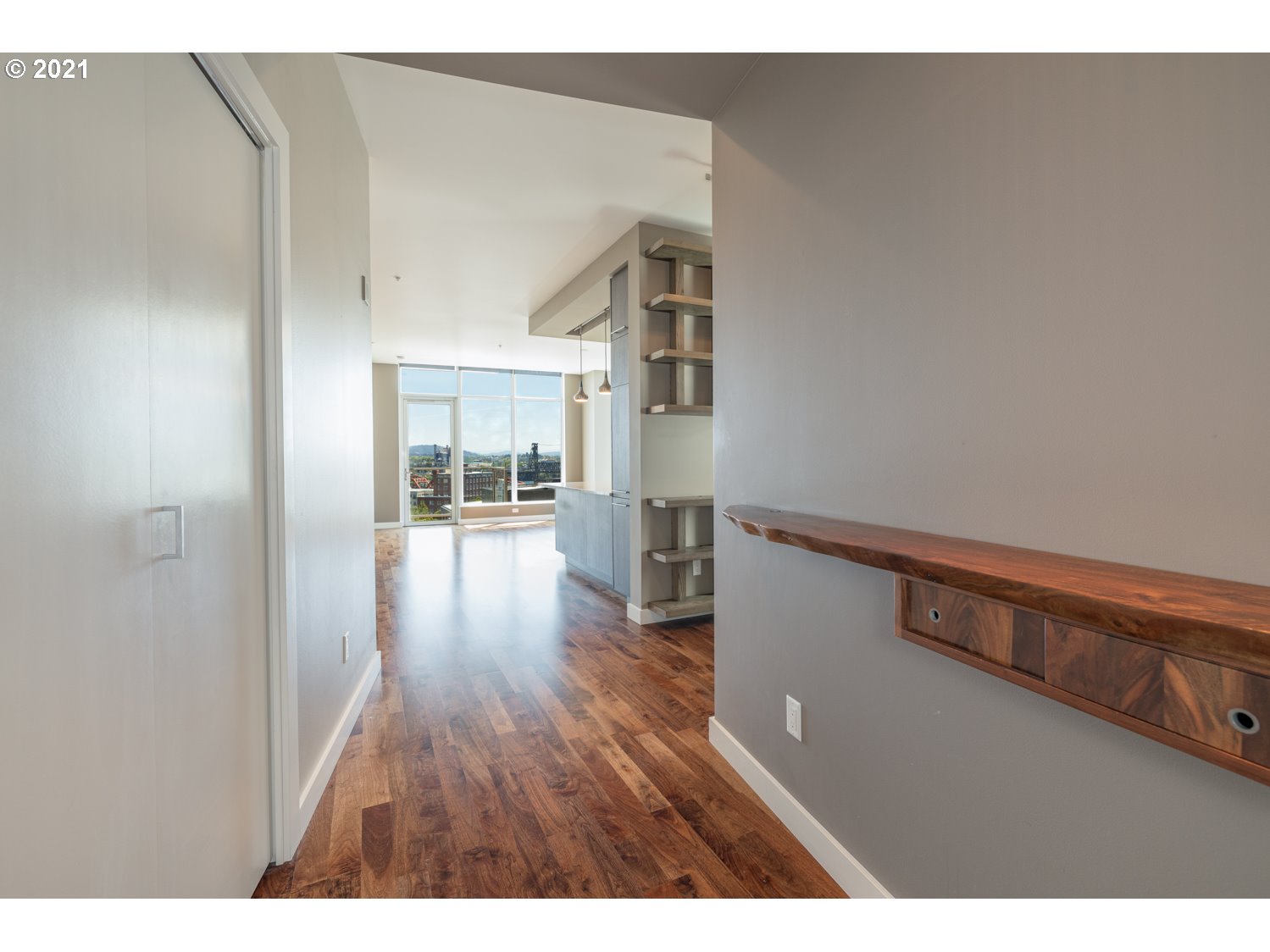 Photo #2: 21140165 Listing 