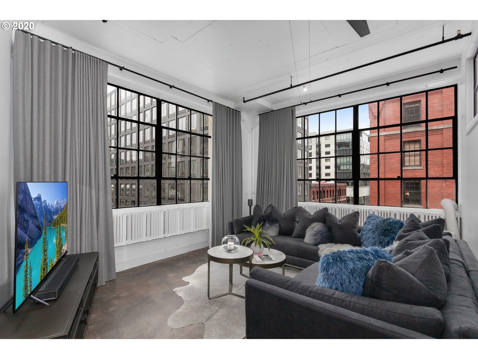 Photo #3: 21140273 Listing 