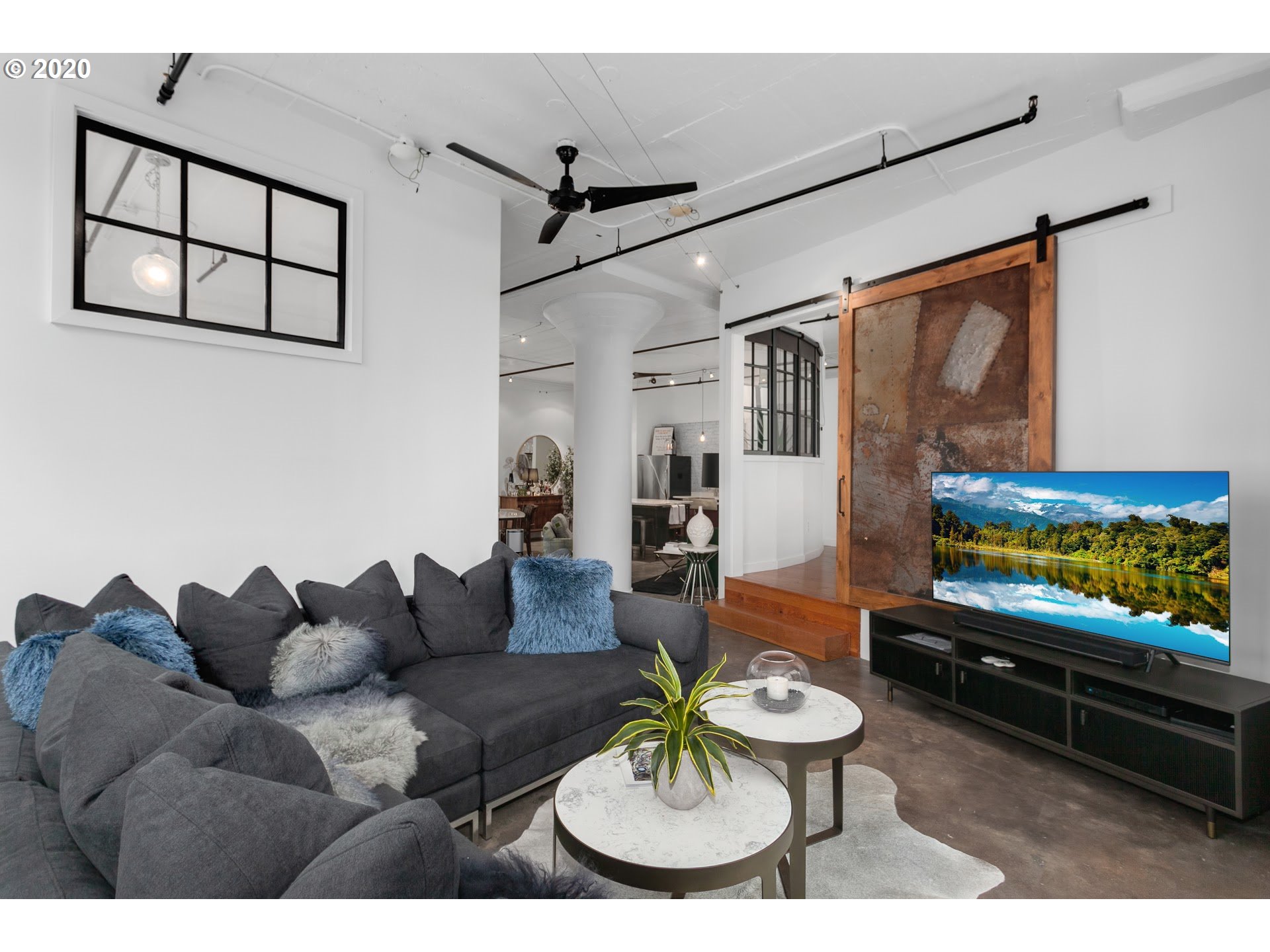 Photo #5: 21140273 Listing 