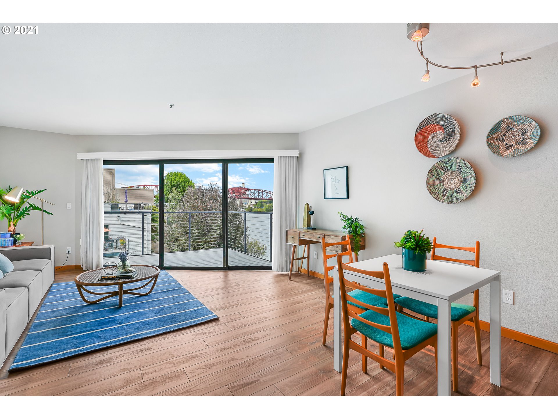 Photo #3: 21143159 Listing 